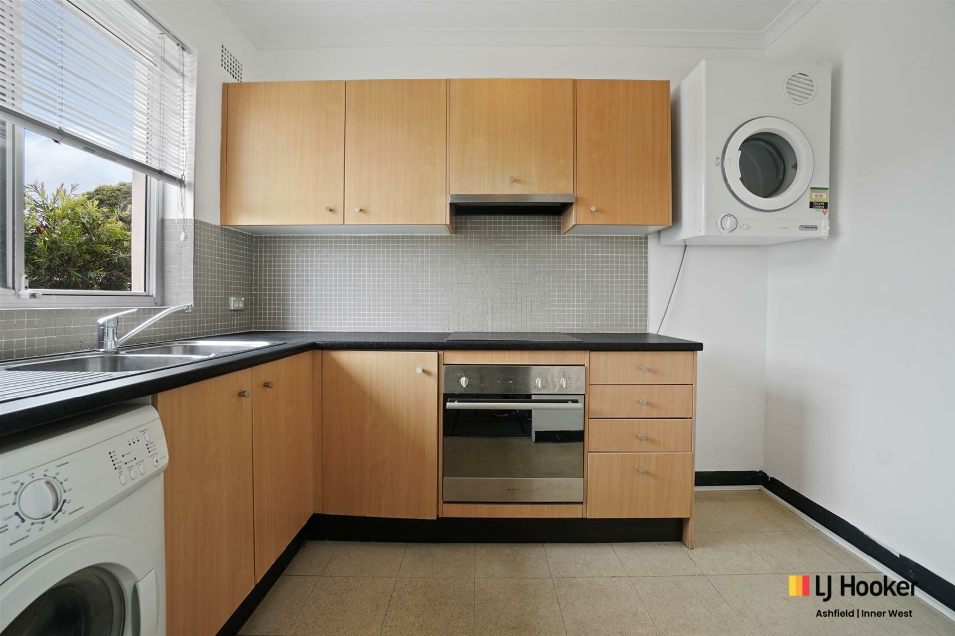 10/306 Edgeware Road, NEWTOWN