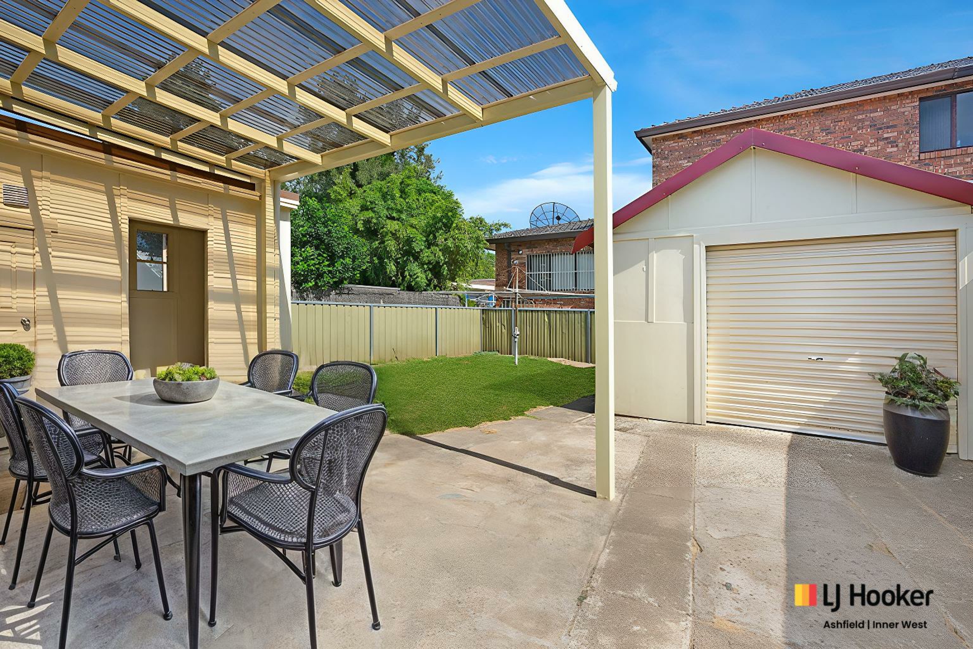 2 Redman Parade, BELMORE
