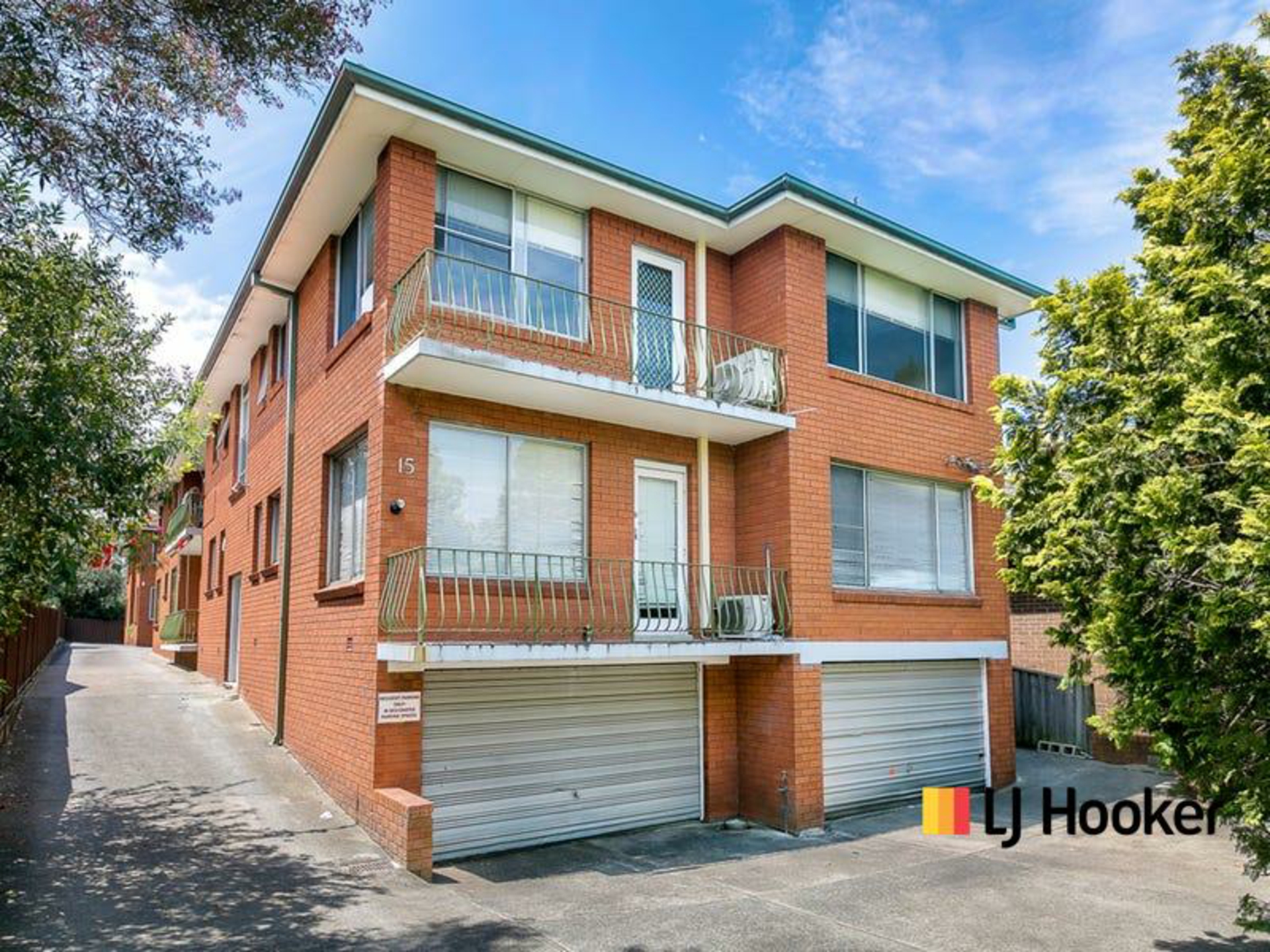 13/15 Burton street, CONCORD