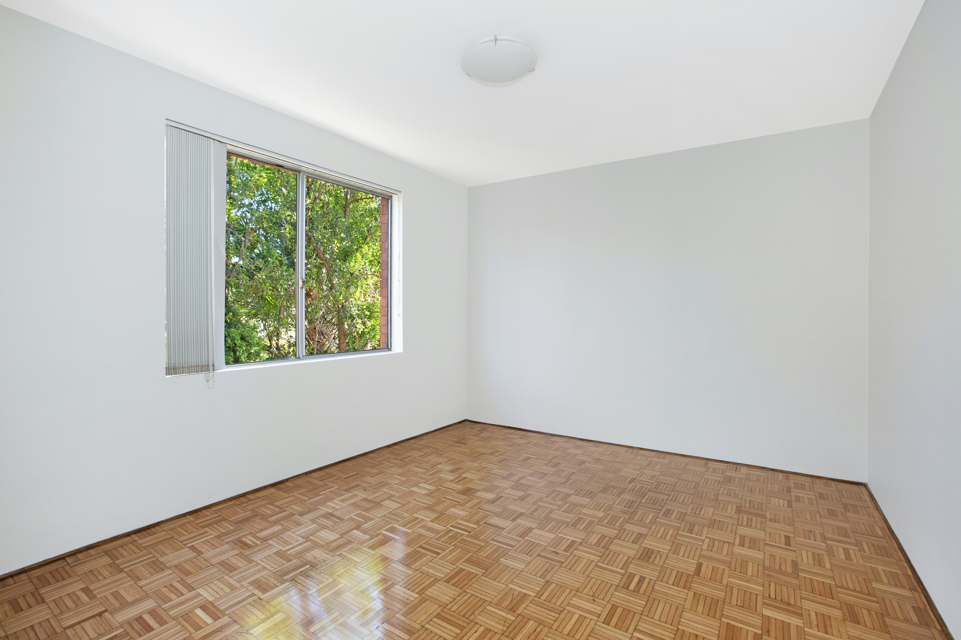 8/74 Alt Street — photo 2 of 4