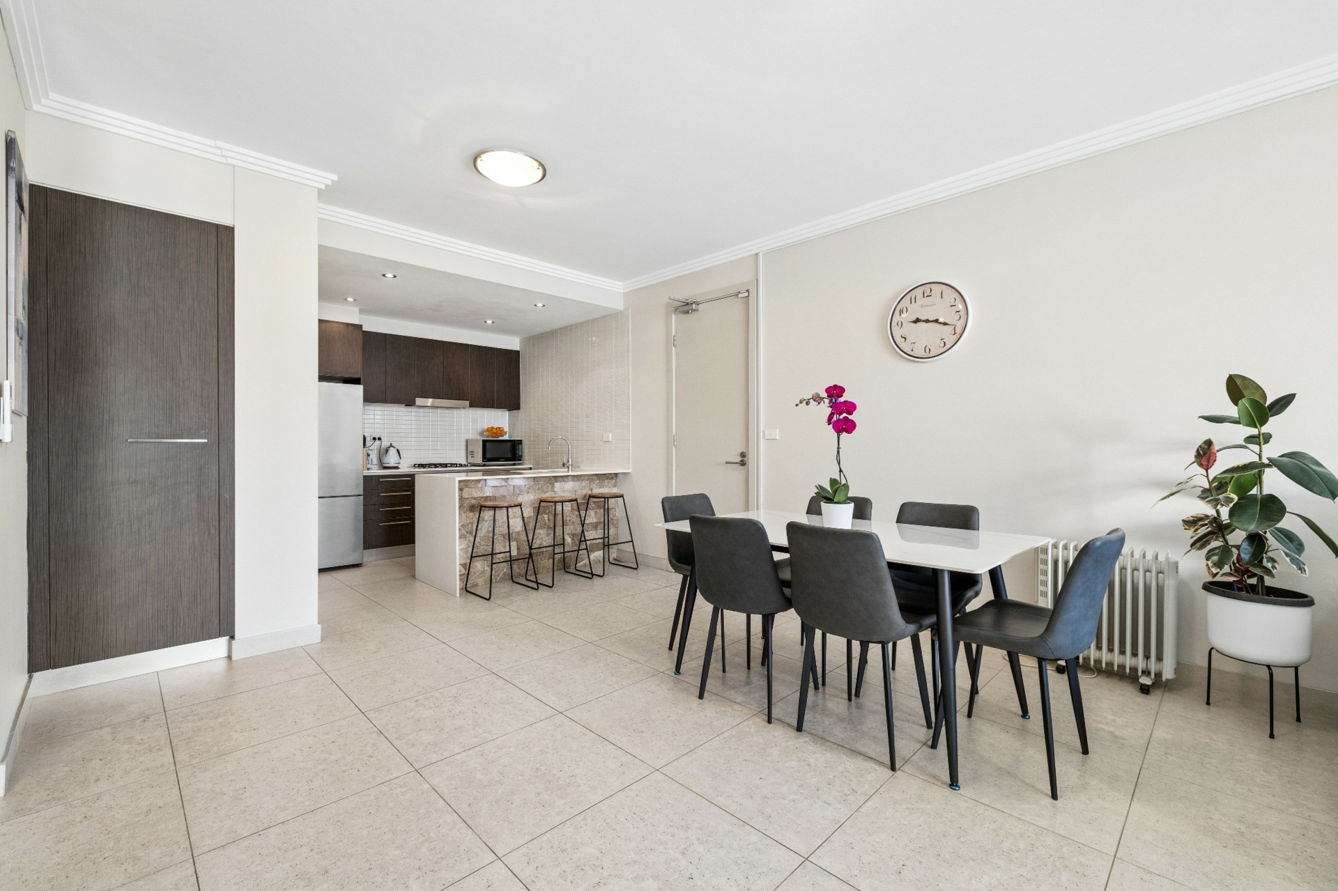 15/1-11 Canterbury Road — photo 5 of 13