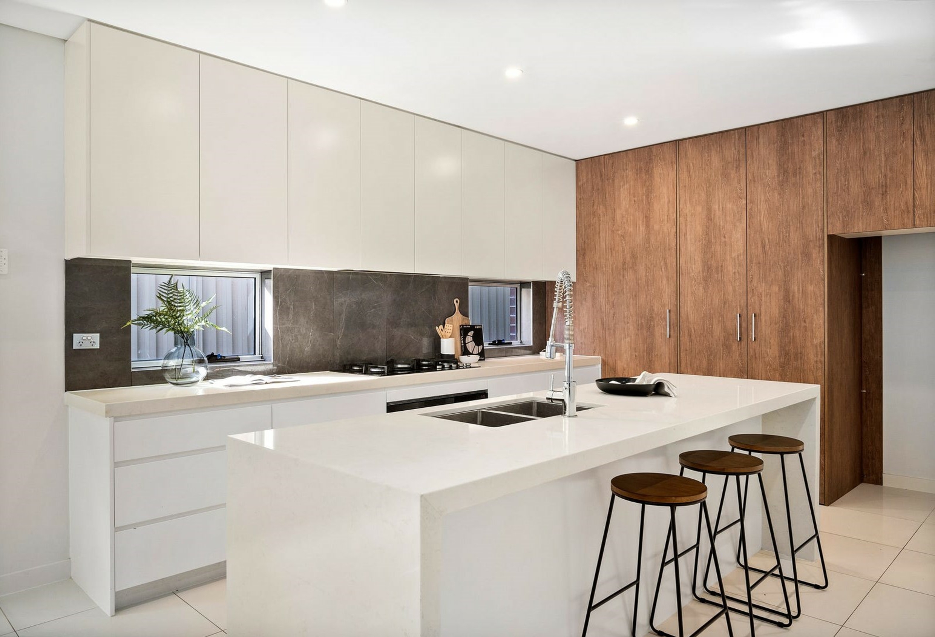 73 Cowper Street — photo 3 of 8