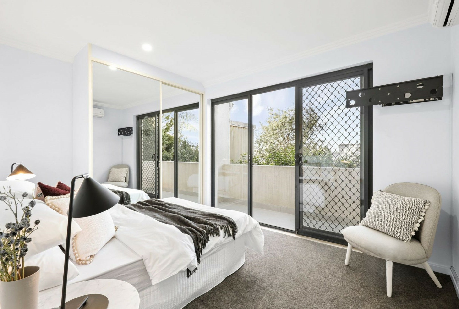 1/51 Gipps Street — photo 4 of 9