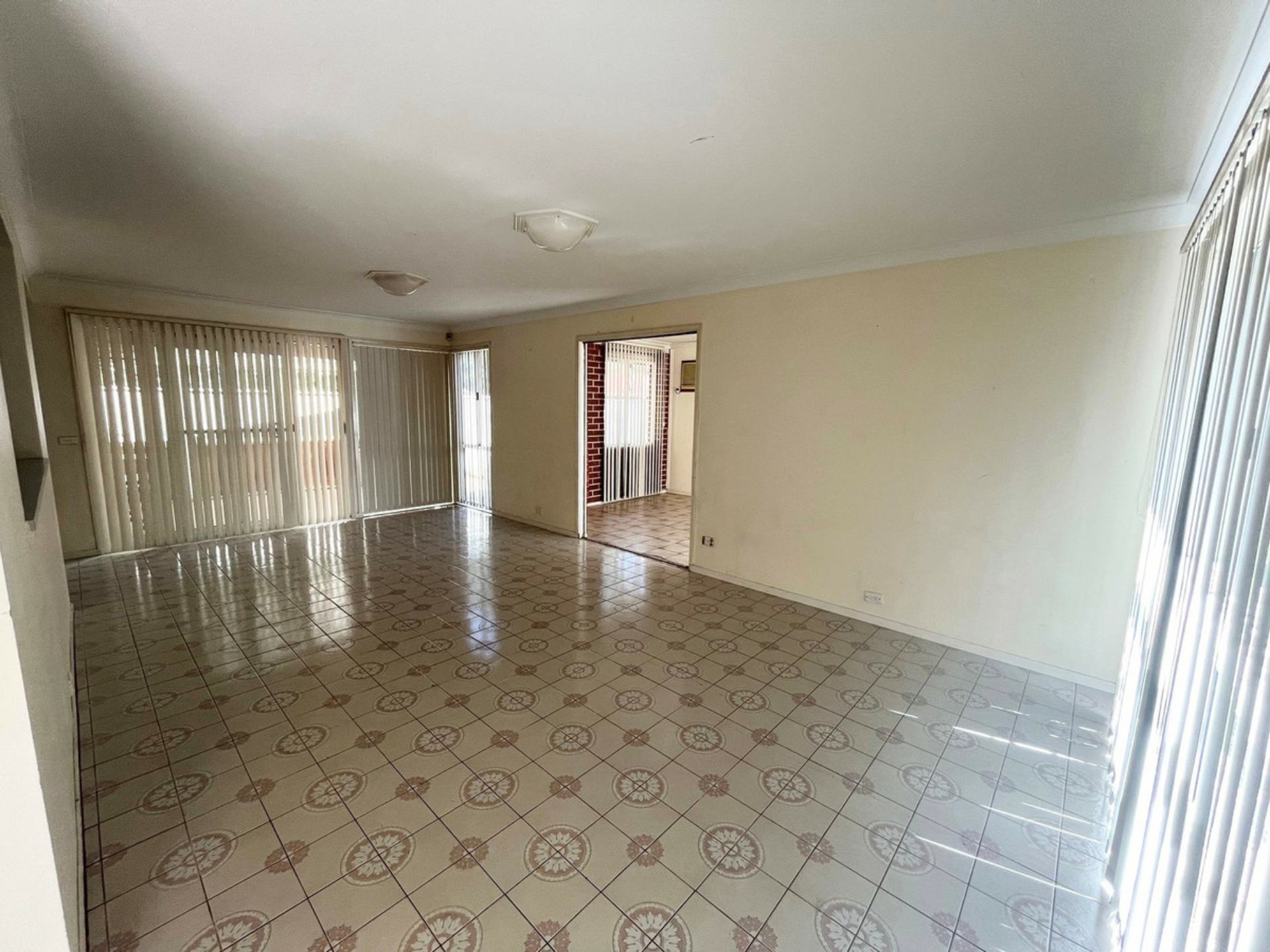 12 Orissa Way, DOONSIDE