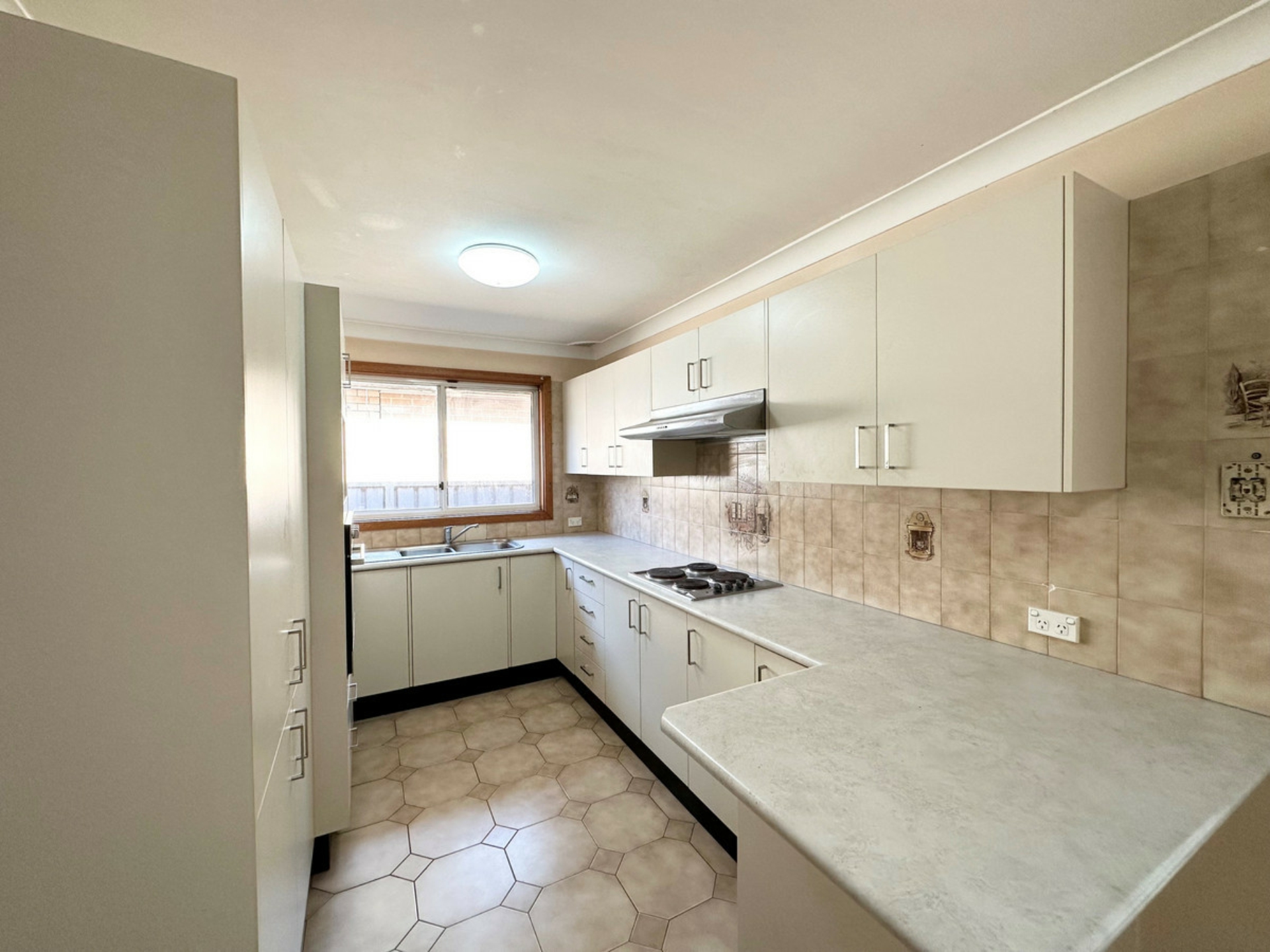 66 Ollier Crescent, PROSPECT