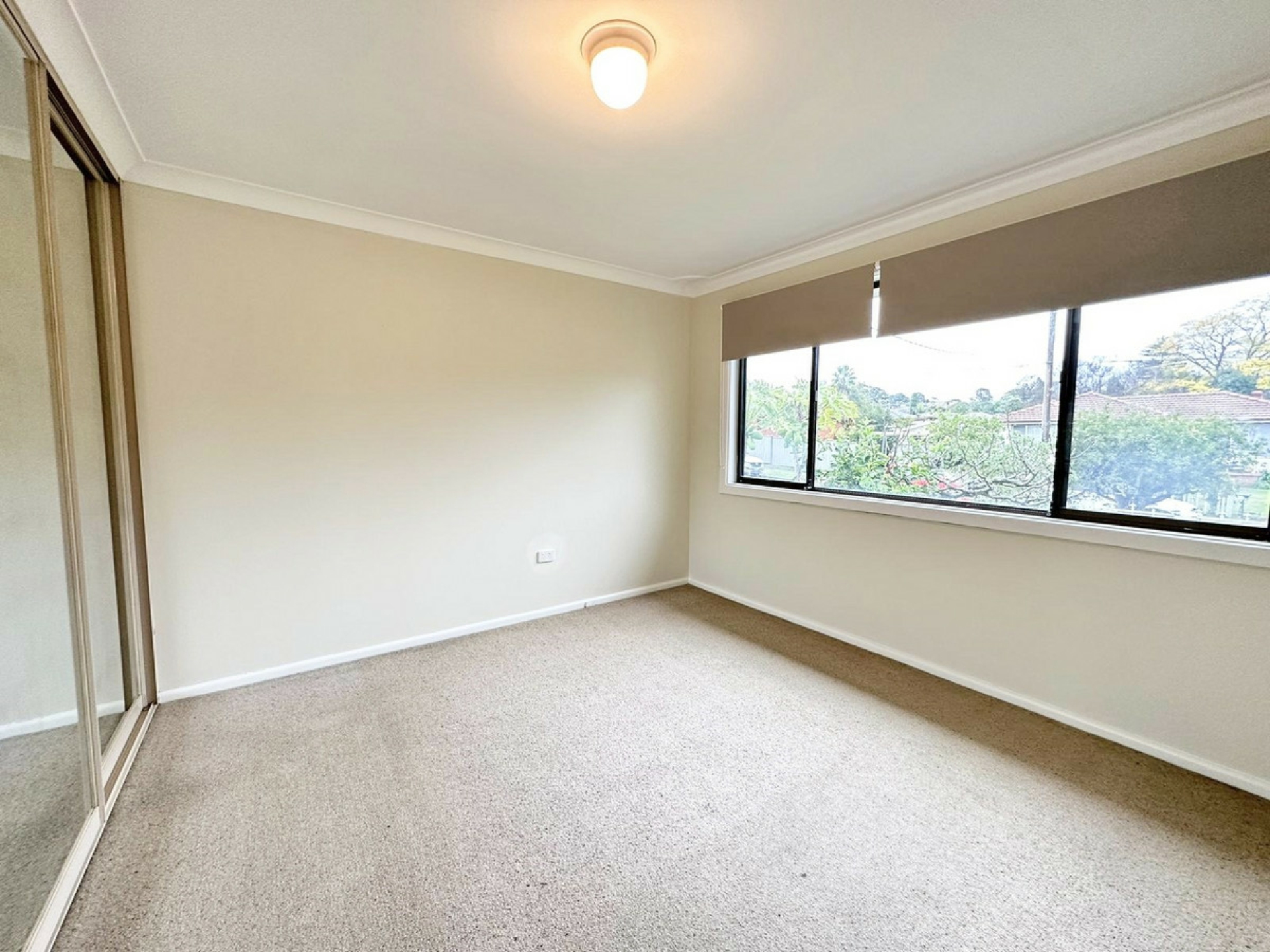 27 Winifred Crescent, BLACKTOWN
