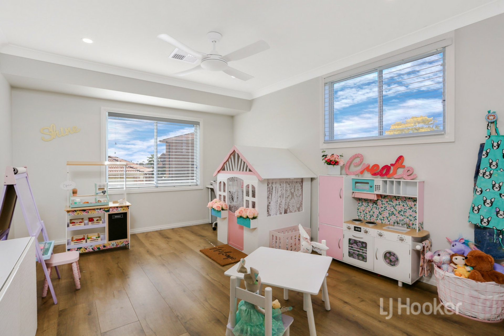 22 Crestreef Drive, ACACIA GARDENS