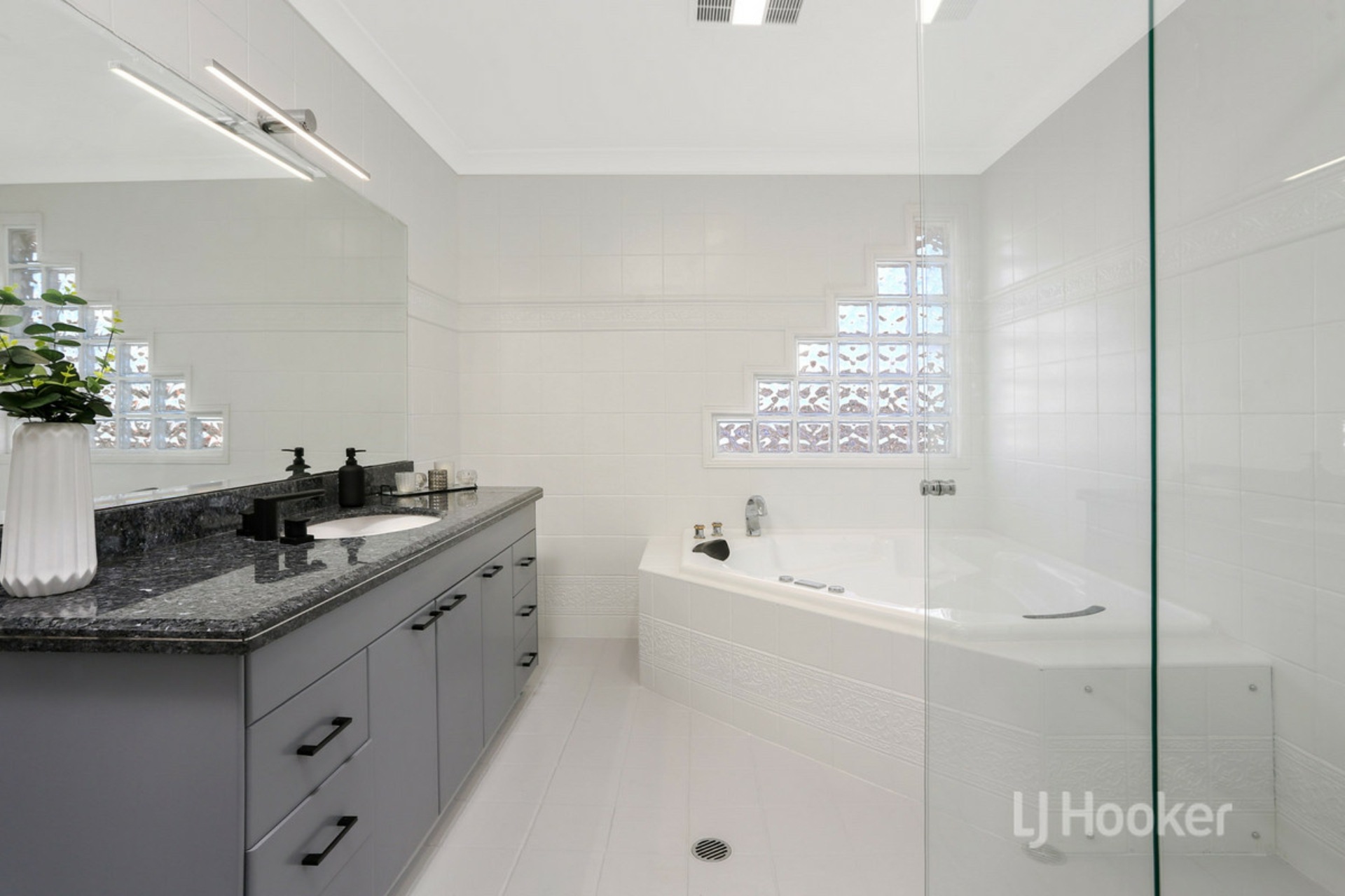 22 Crestreef Drive, ACACIA GARDENS