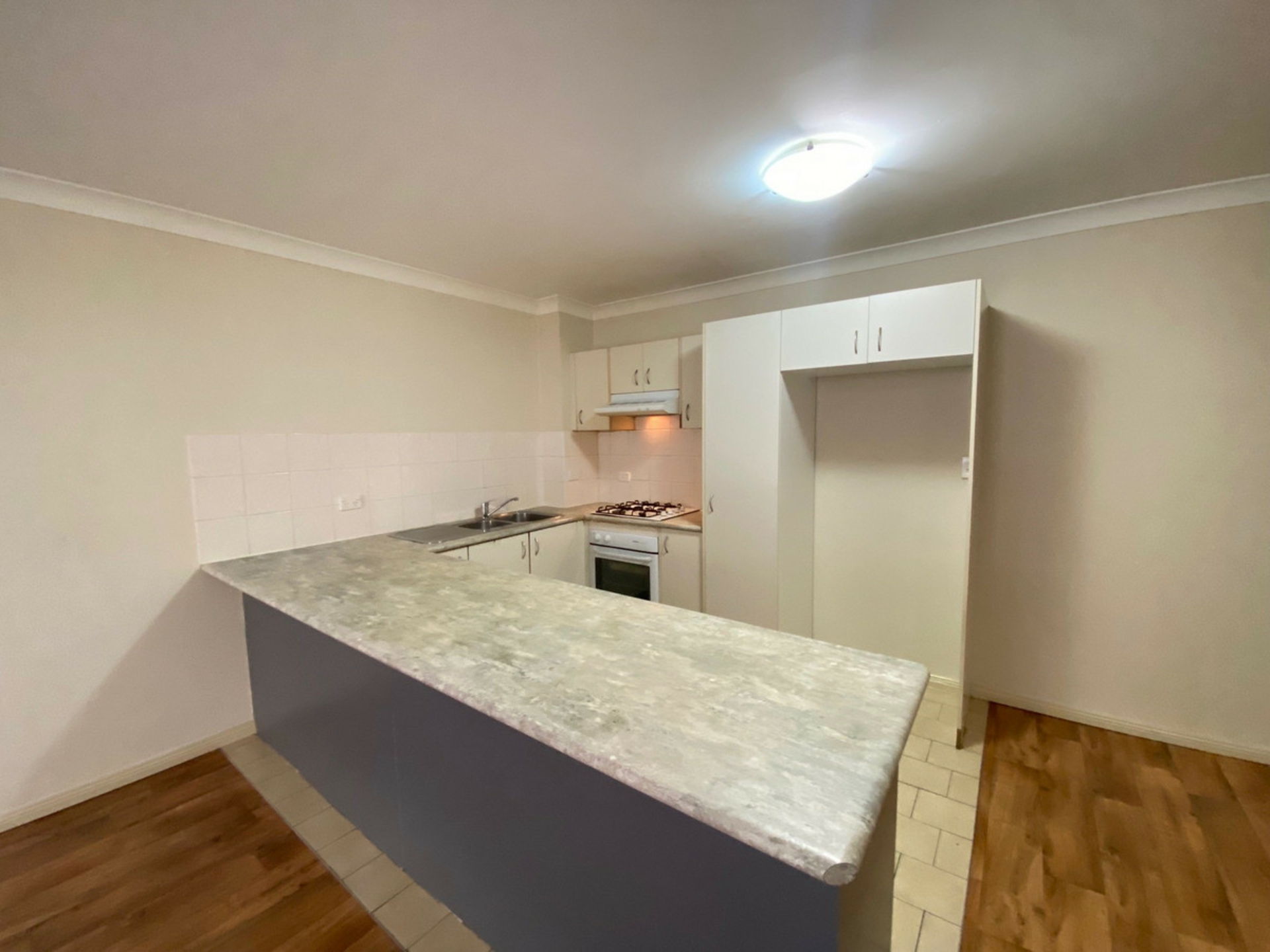 16/5-9 Fourth Avenue, BLACKTOWN