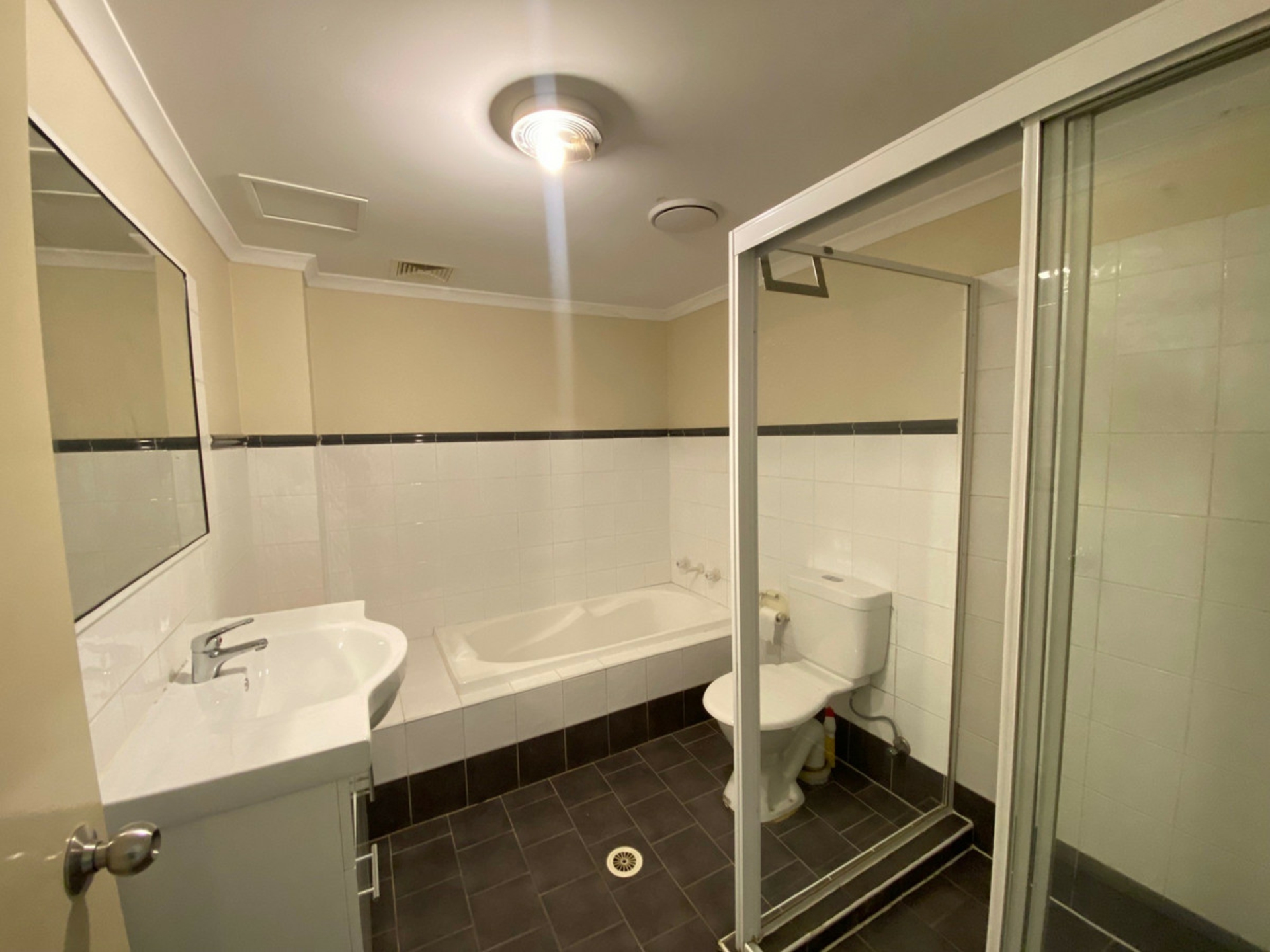 16/5-9 Fourth Avenue, BLACKTOWN