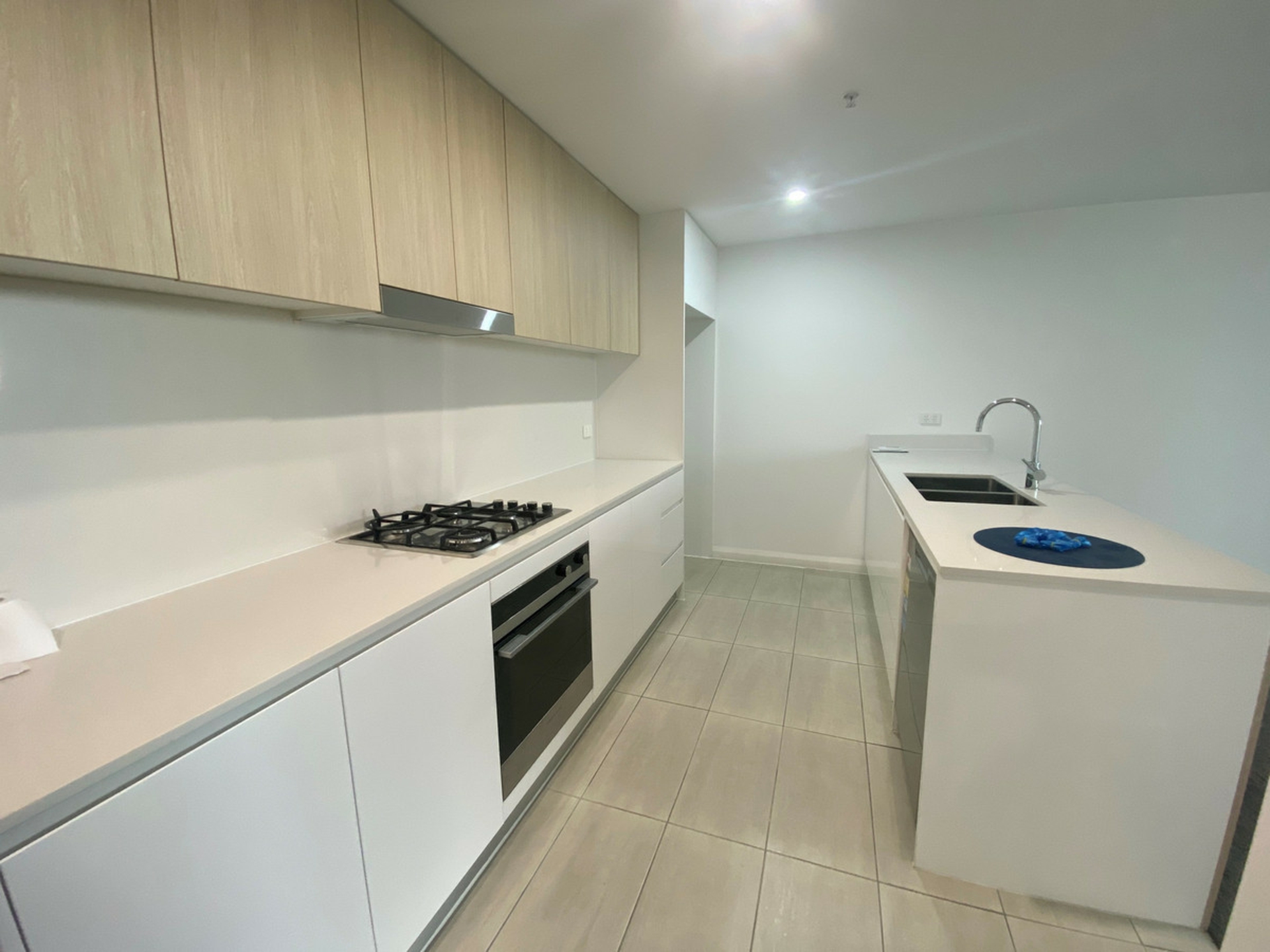 1805/5 Second Avenue, BLACKTOWN