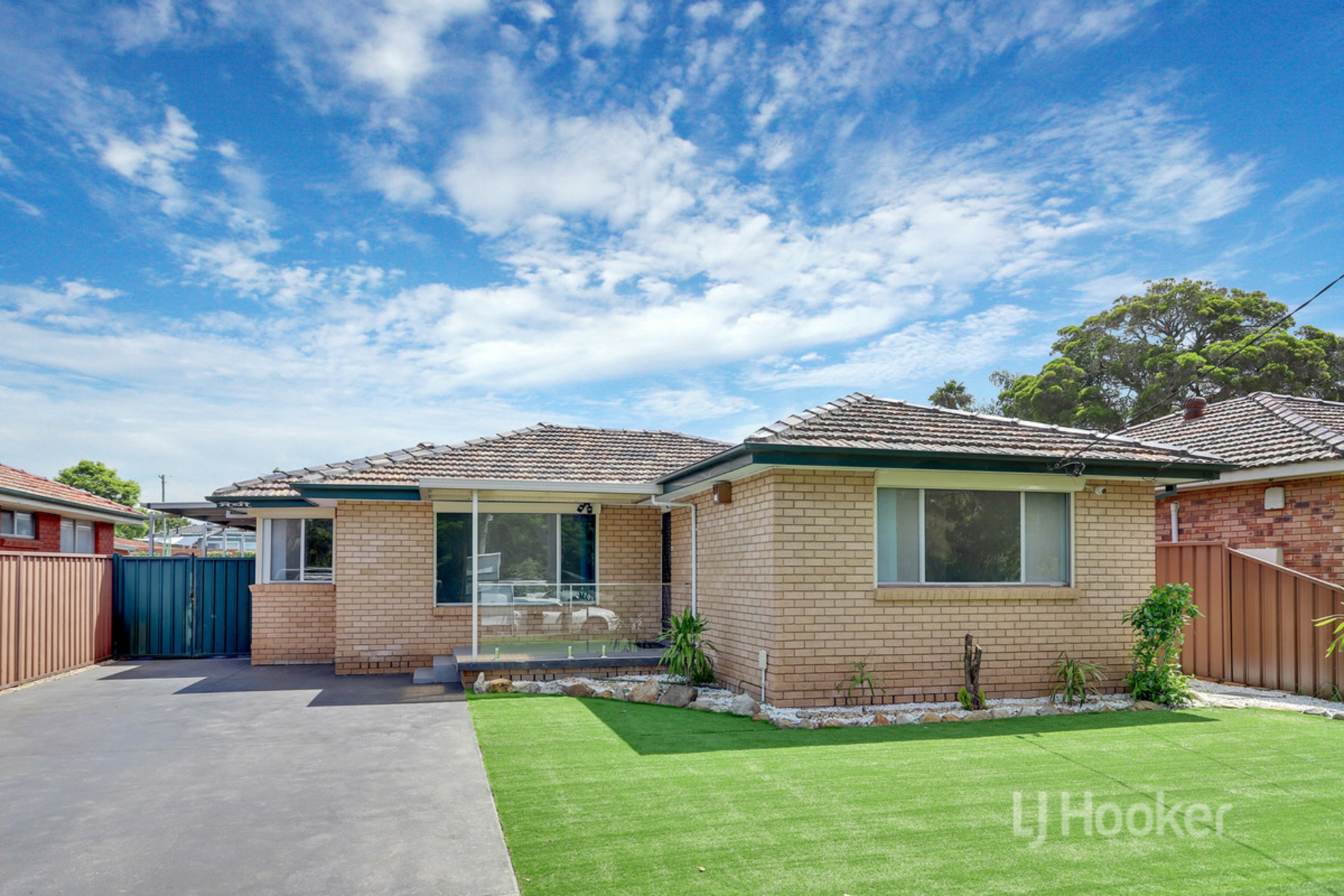 65 Roper Road, COLYTON