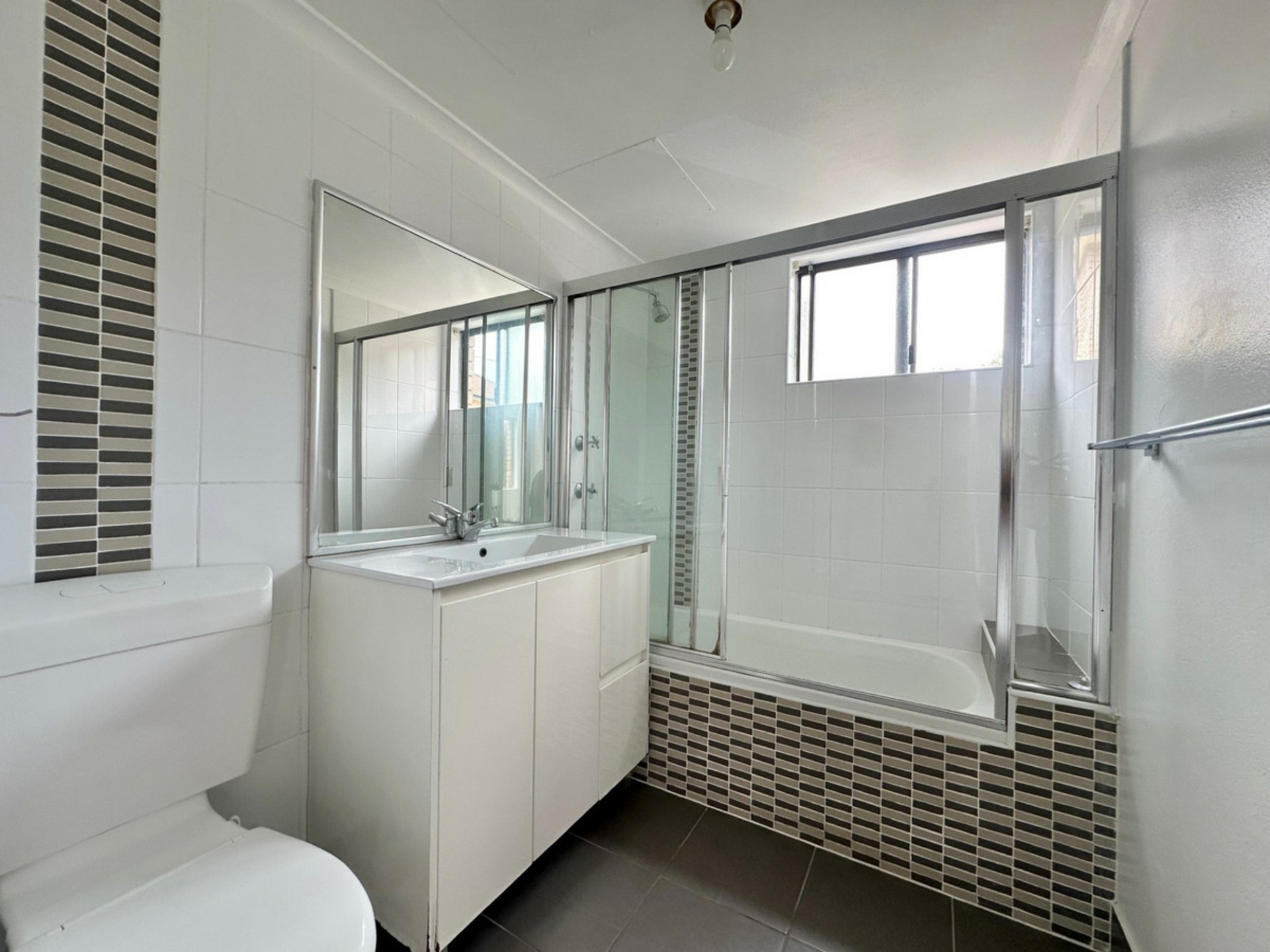 5/7 Griffiths Street, BLACKTOWN