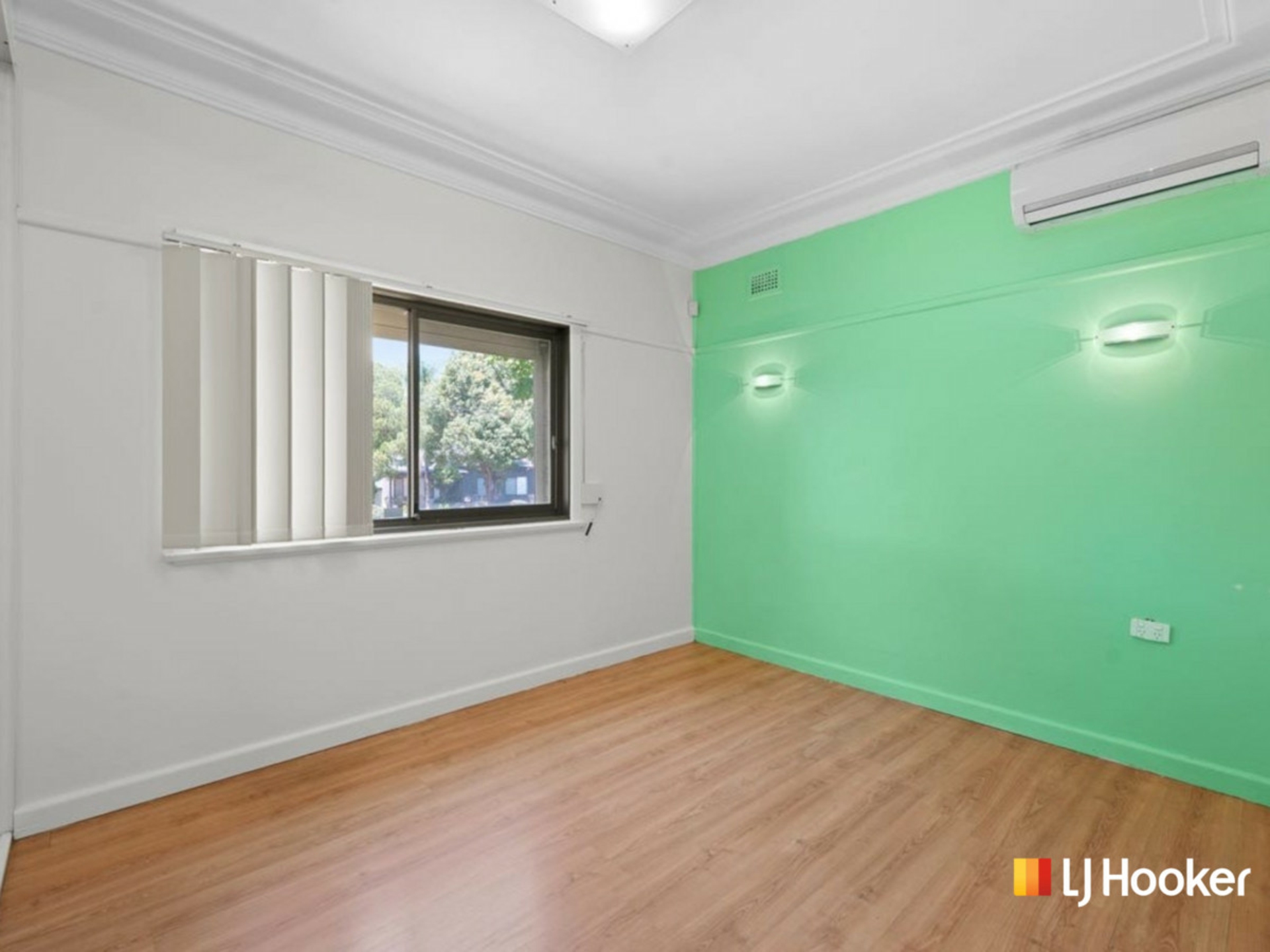 12 Dan Avenue, BLACKTOWN