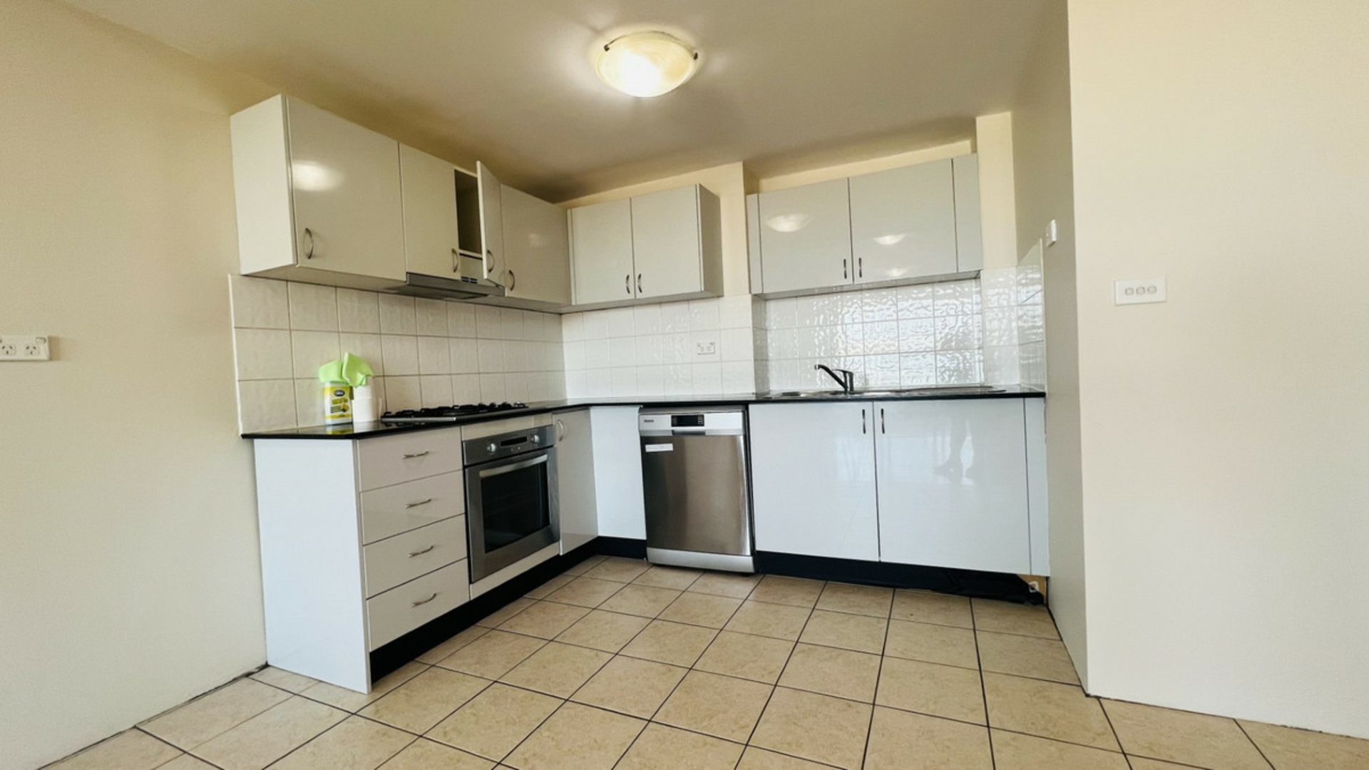 47/24-28 First Avenue, BLACKTOWN