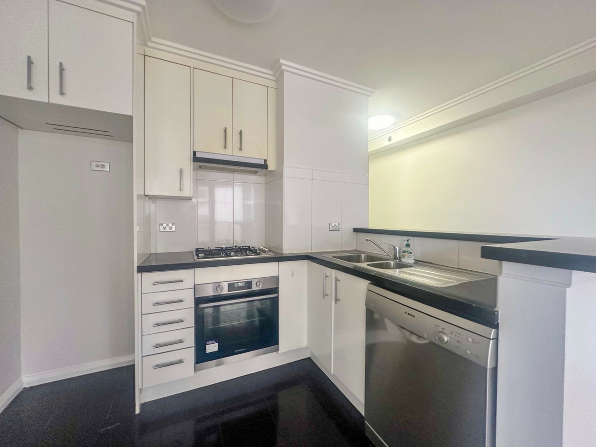 73/13-15 Hassall Street, PARRAMATTA