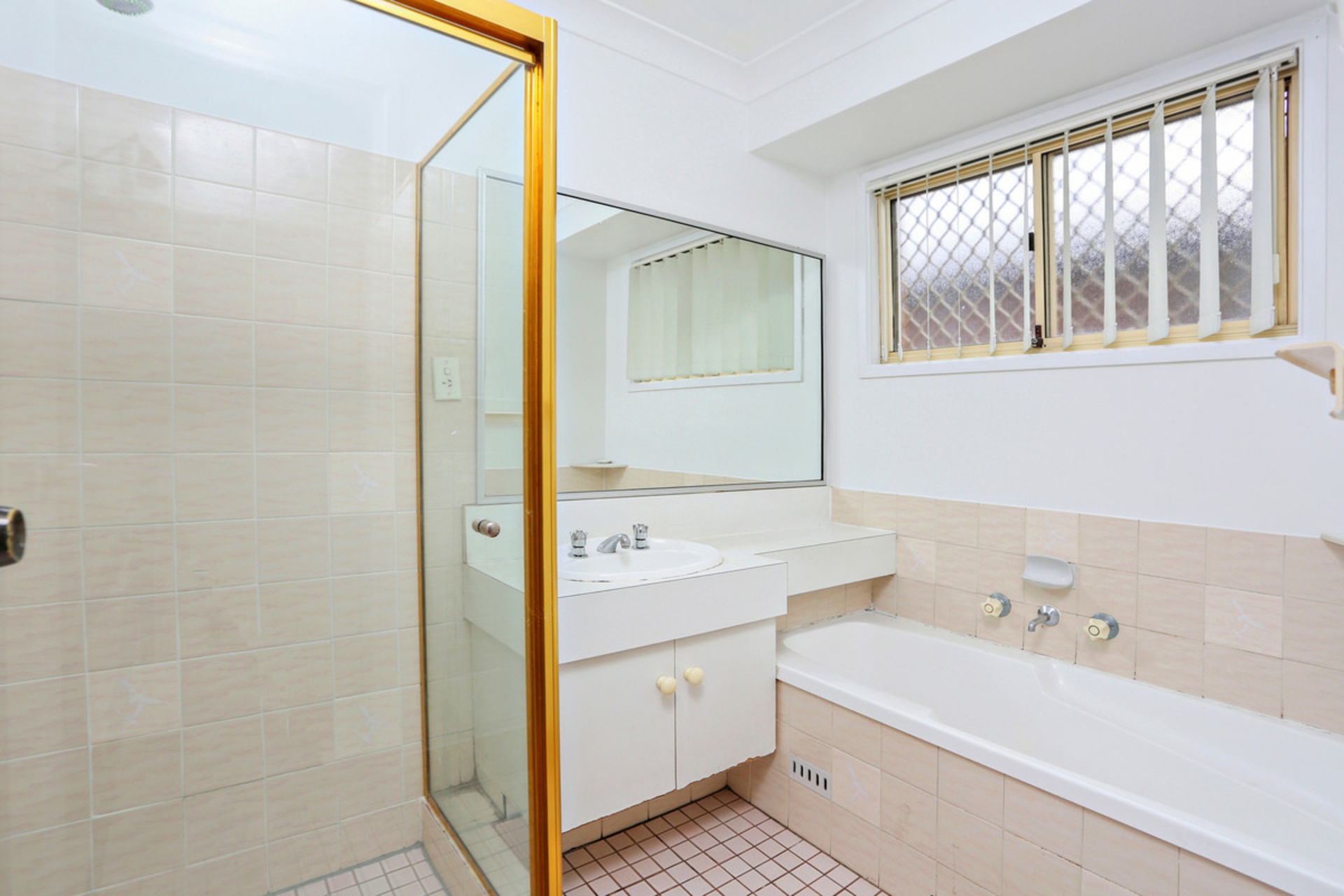 8 Wyandotte Place, SEVEN HILLS