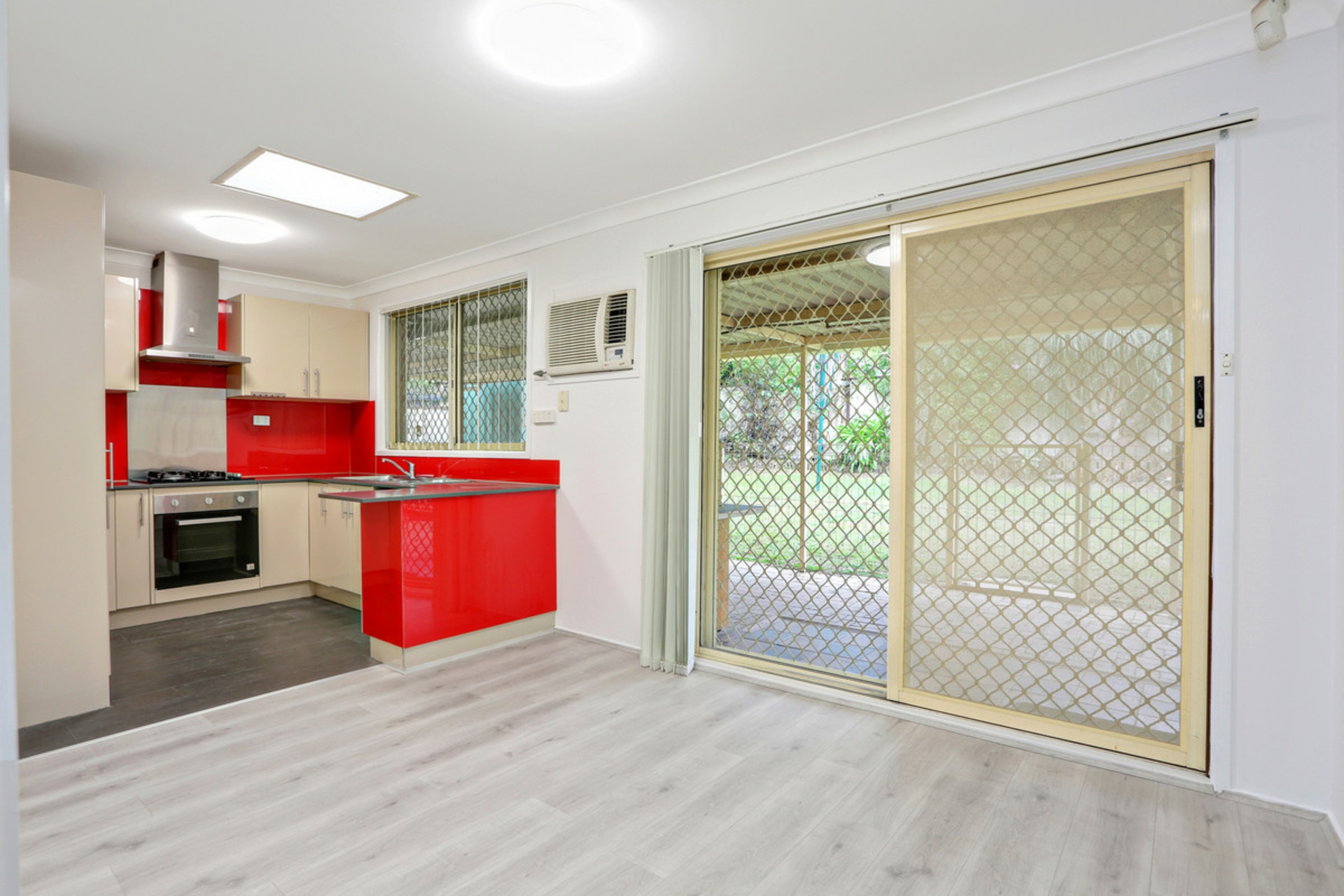 8 Wyandotte Place, SEVEN HILLS