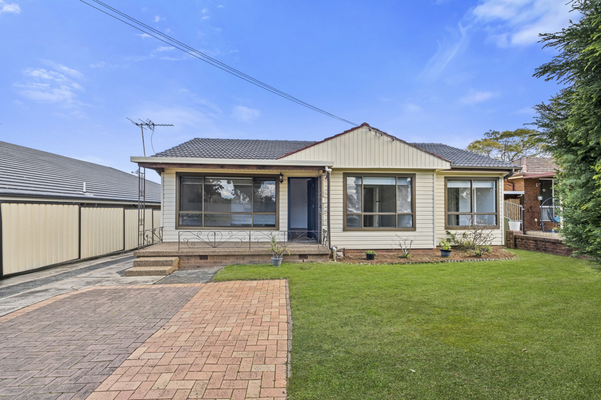 16 Derwent Parade, Blacktown