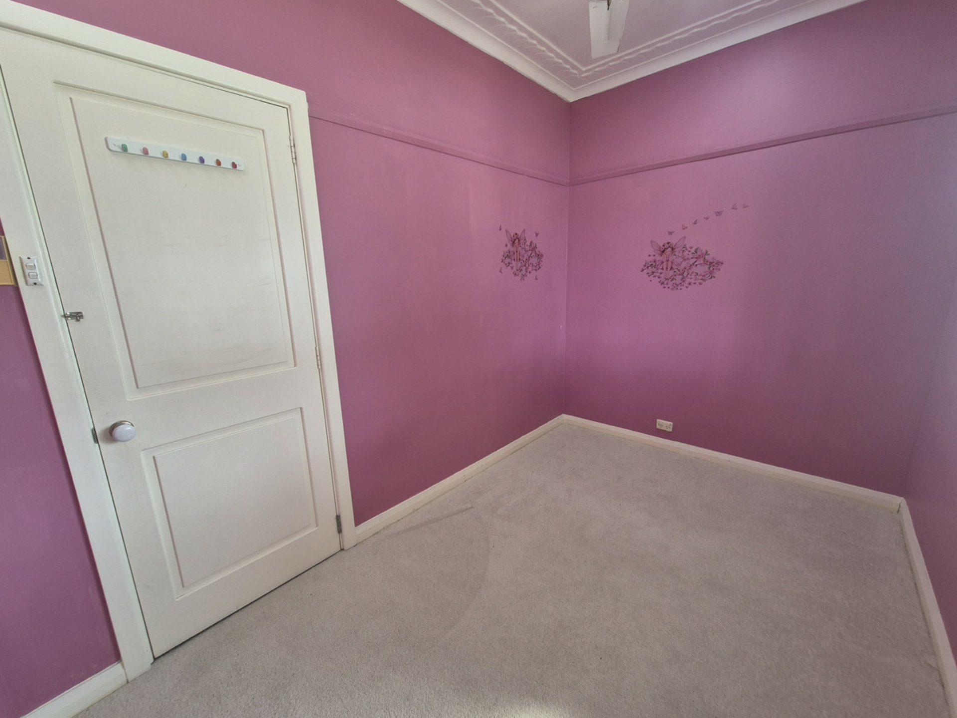 14 Dunstable Road — photo 8 of 13