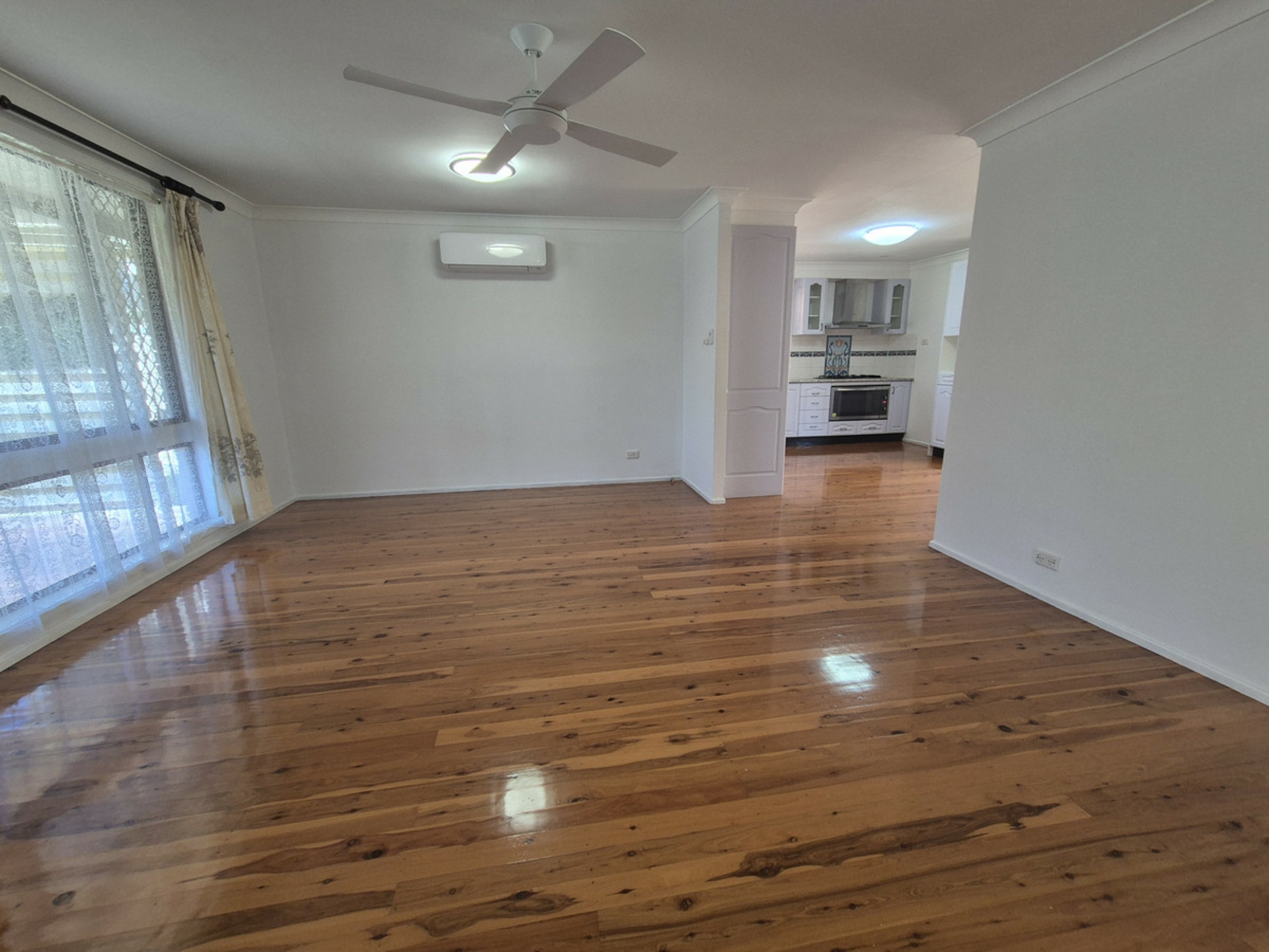13 Lorne Street — photo 2 of 10