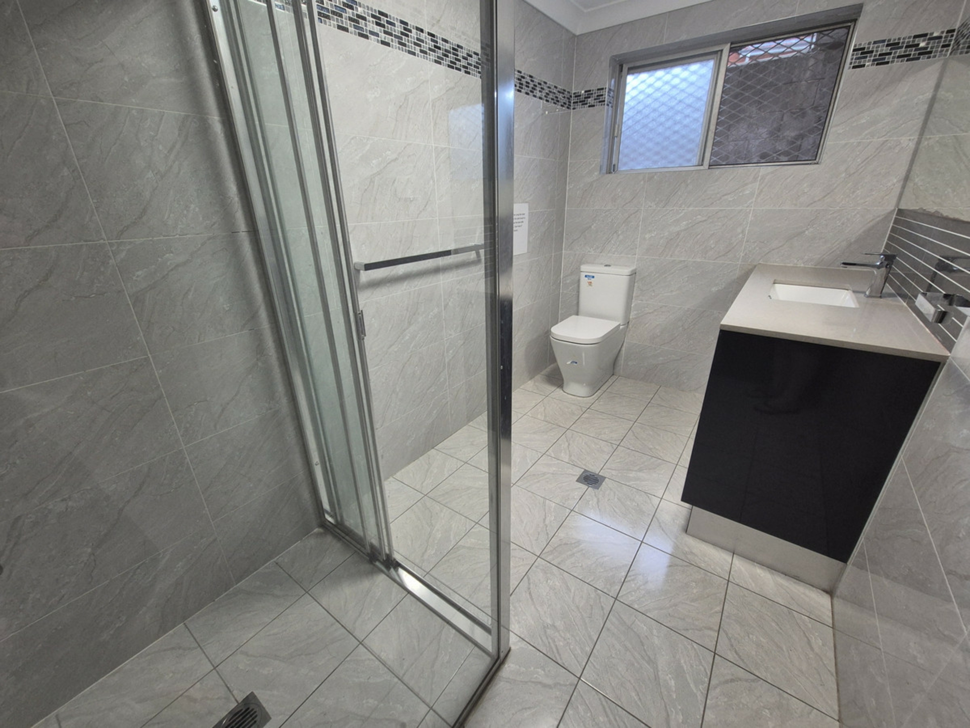 36 Craiglea Street — photo 5 of 14