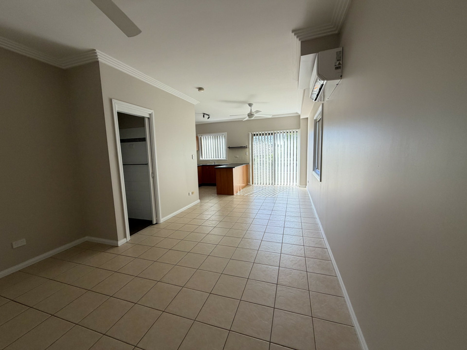 8/59-61 Balmoral Street — photo 3 of 14