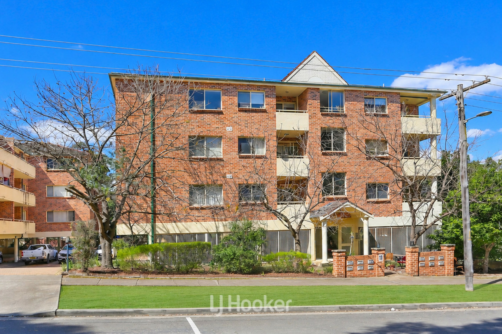 26/11 Oxford Street — photo from LJ Hooker Blacktown