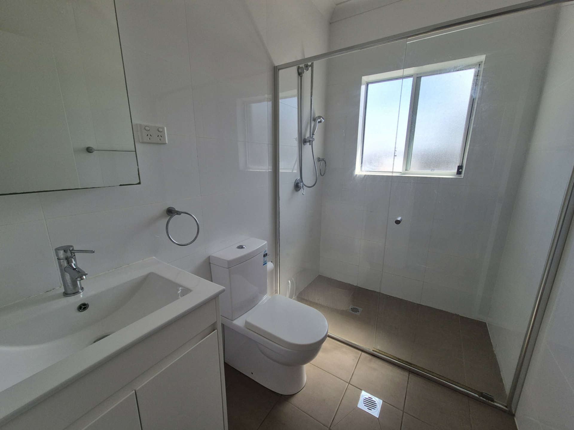 19A Hilltop Avenue — photo 6 of 7