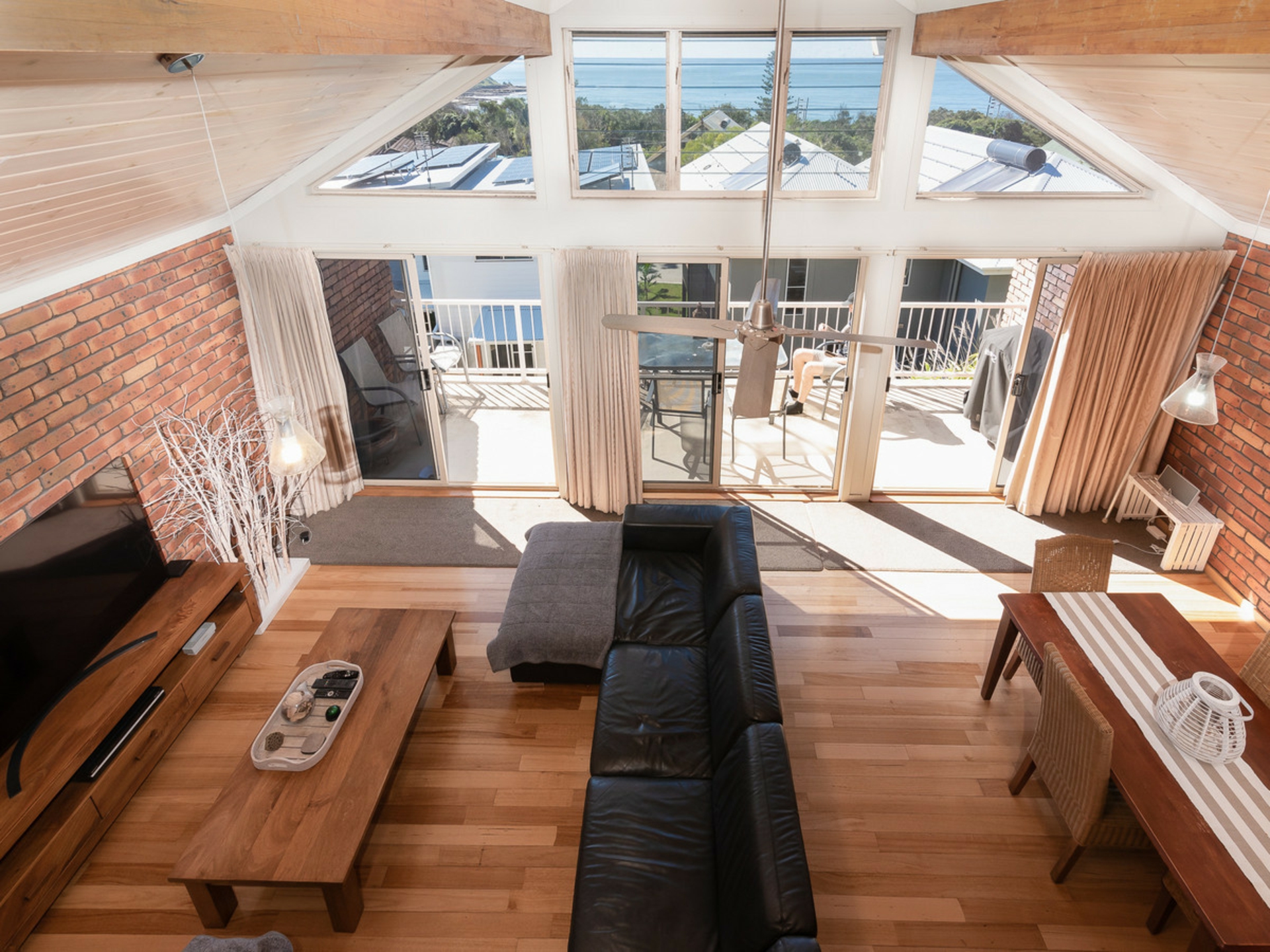 2/4 Bay Street, ANGOURIE