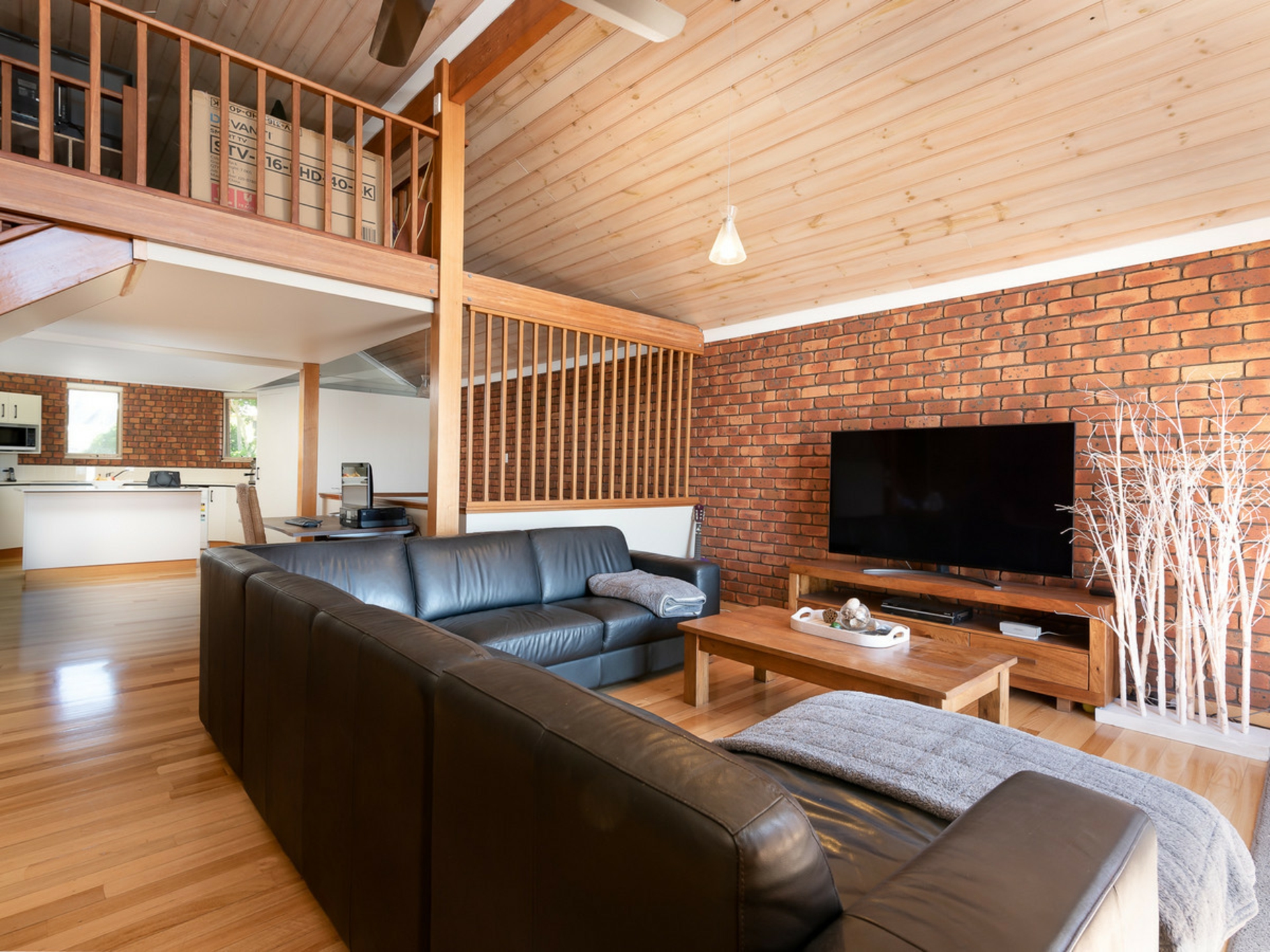 2/4 Bay Street, ANGOURIE
