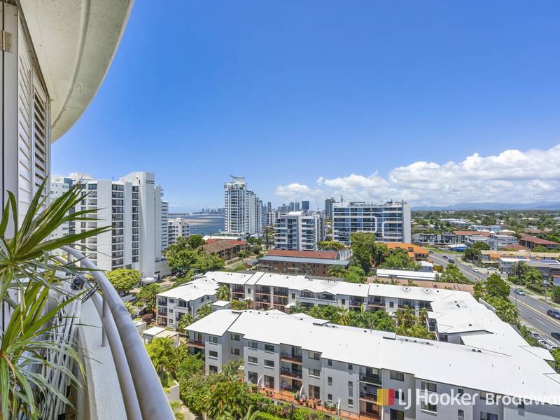 1007/360 Marine Parade, LABRADOR