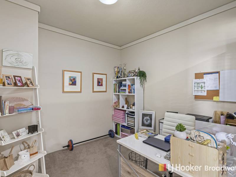 1007/360 Marine Parade, LABRADOR