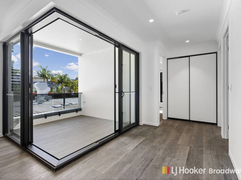 5/10 Central Street, LABRADOR