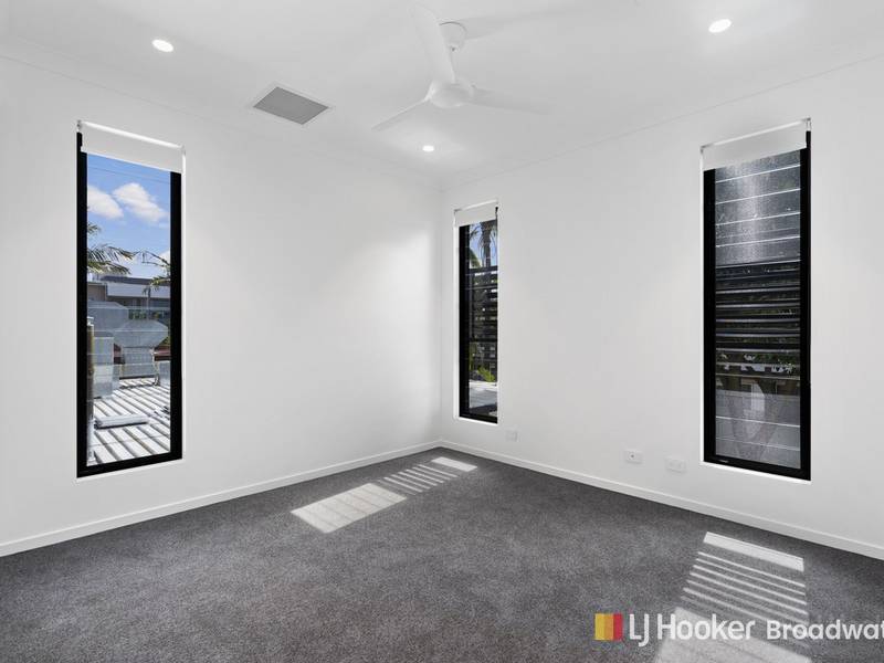 5/10 Central Street, LABRADOR
