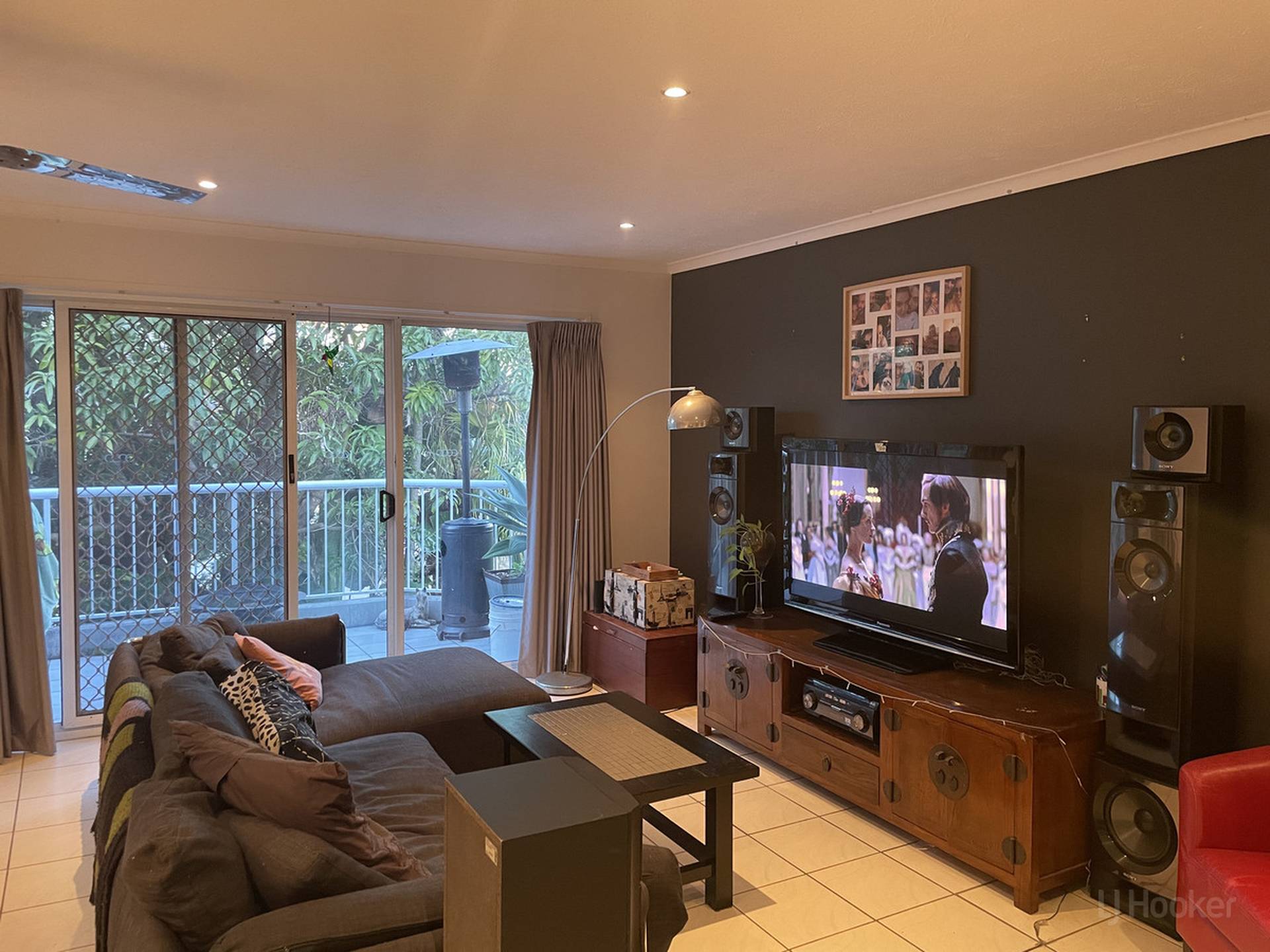 10/4 Madang Crescent, RUNAWAY BAY