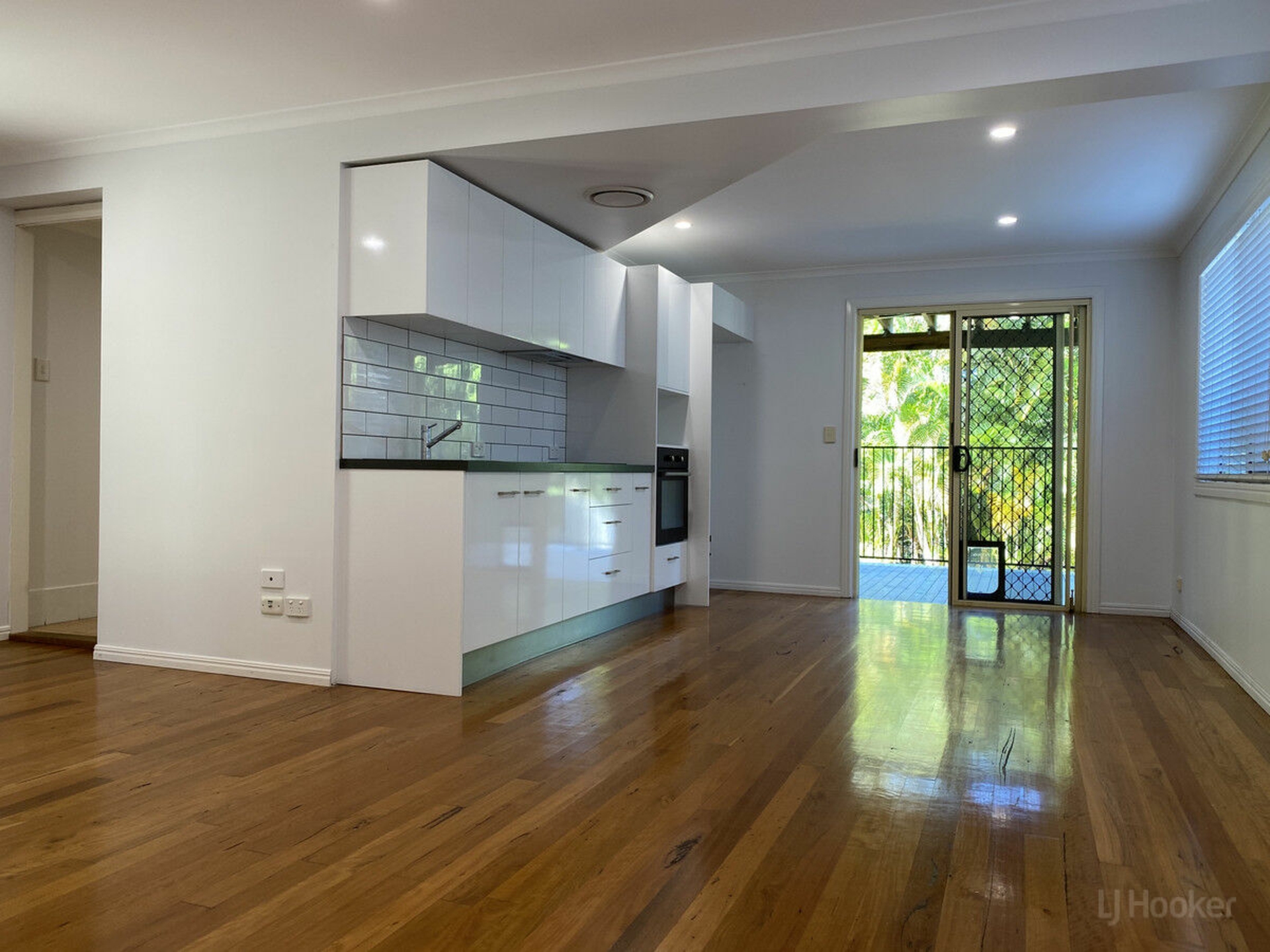 33 Jingella Street, HOPE ISLAND