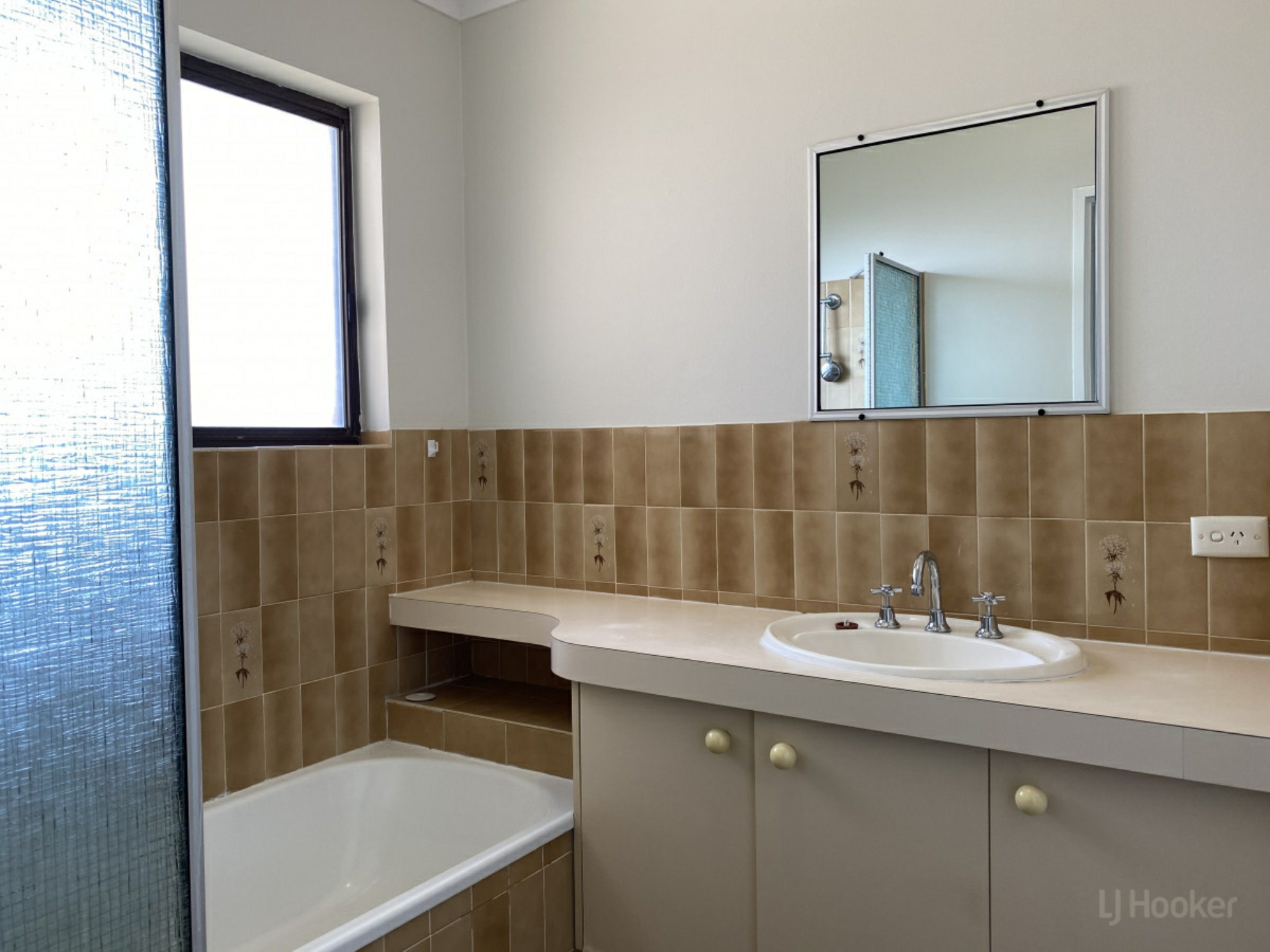 5/13 Clark Street, BIGGERA WATERS