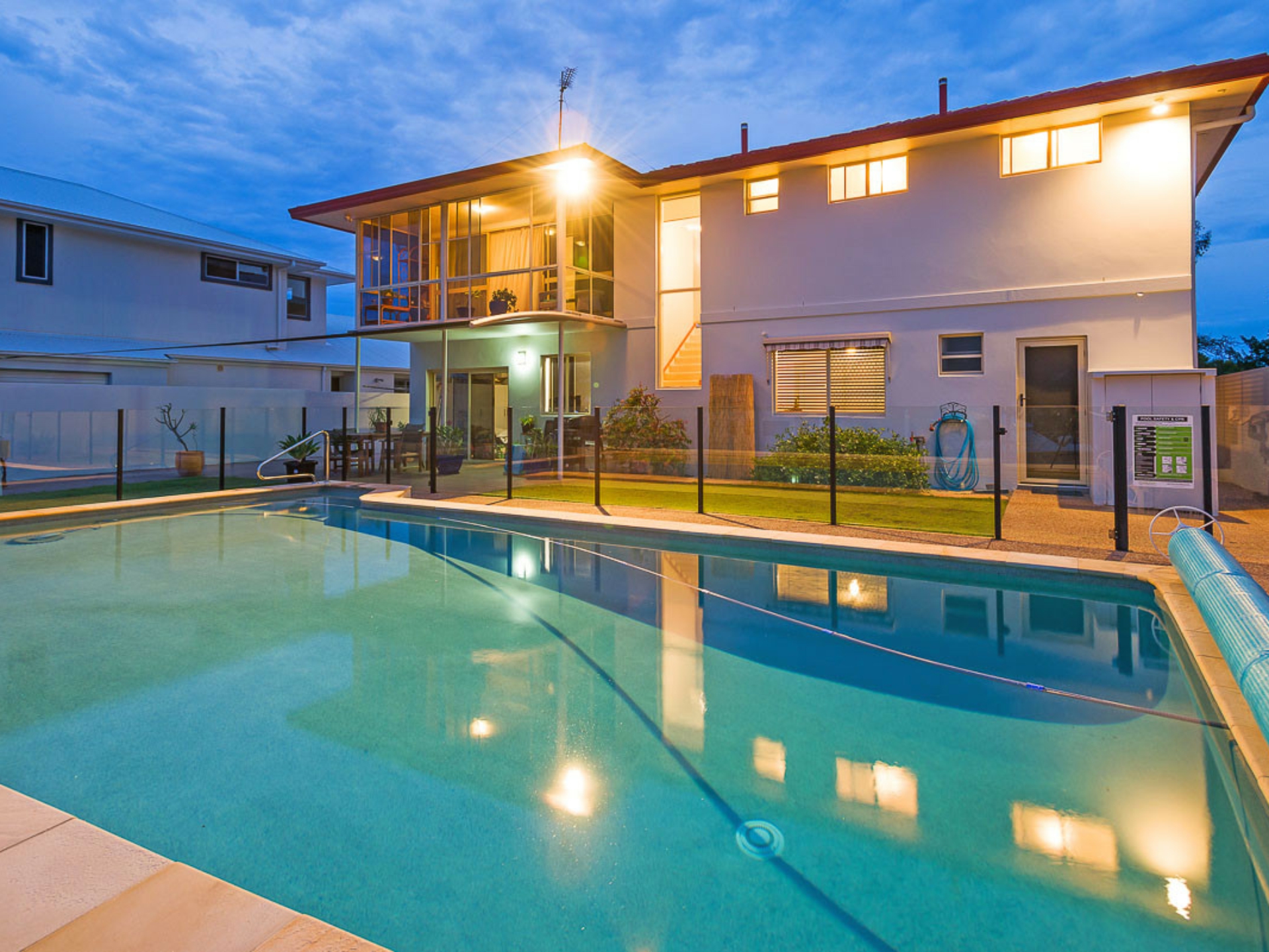 50 Lindsay Parade, PARADISE POINT