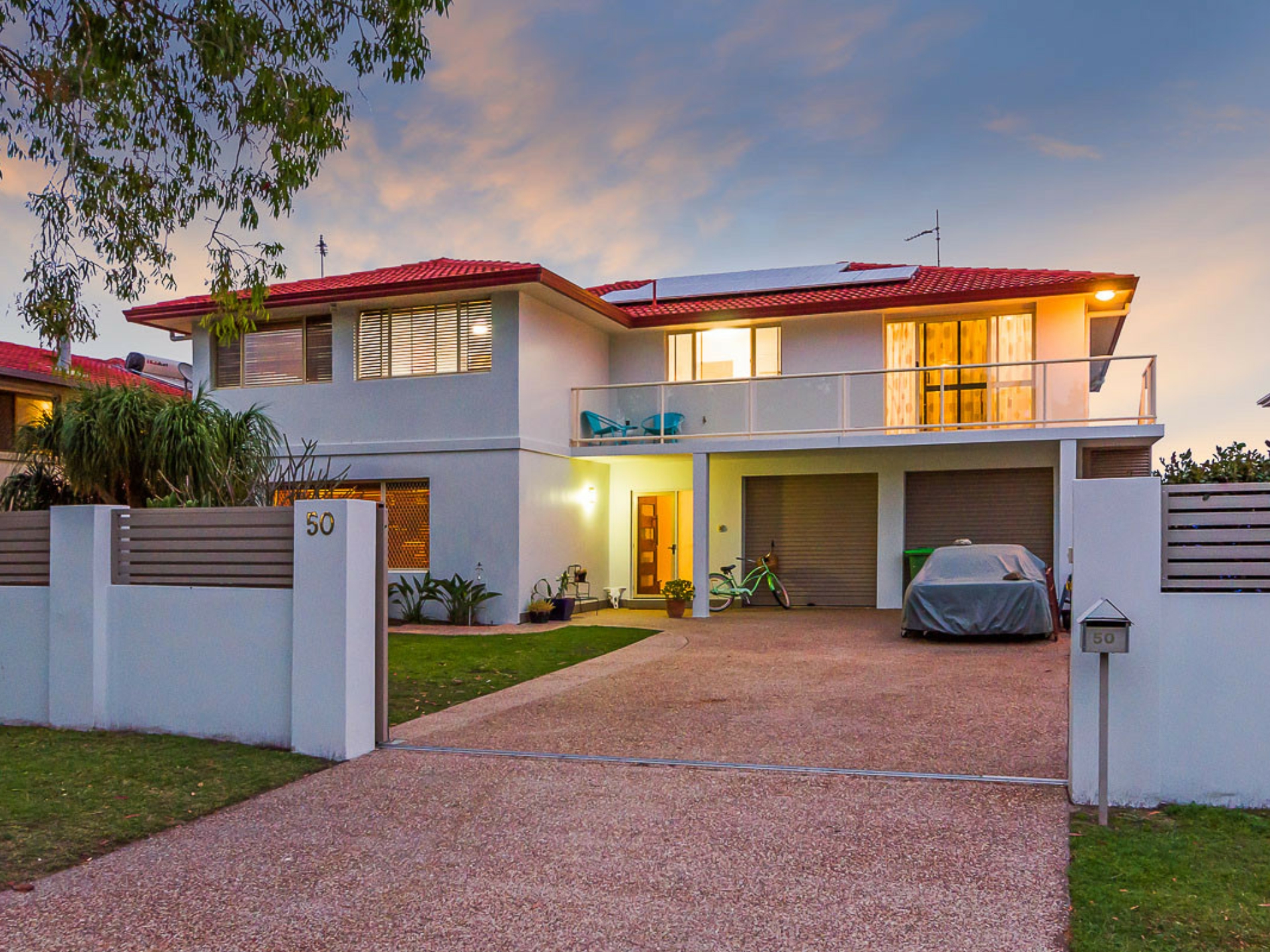 50 Lindsay Parade, PARADISE POINT