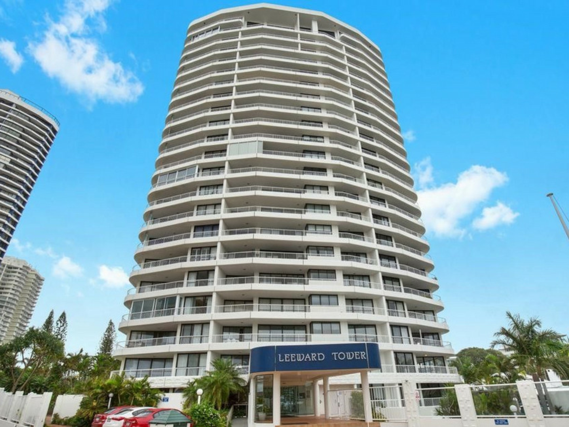 3/7 Oatland Esplanade Runaway Bay QLD Property Details LJ Hooker