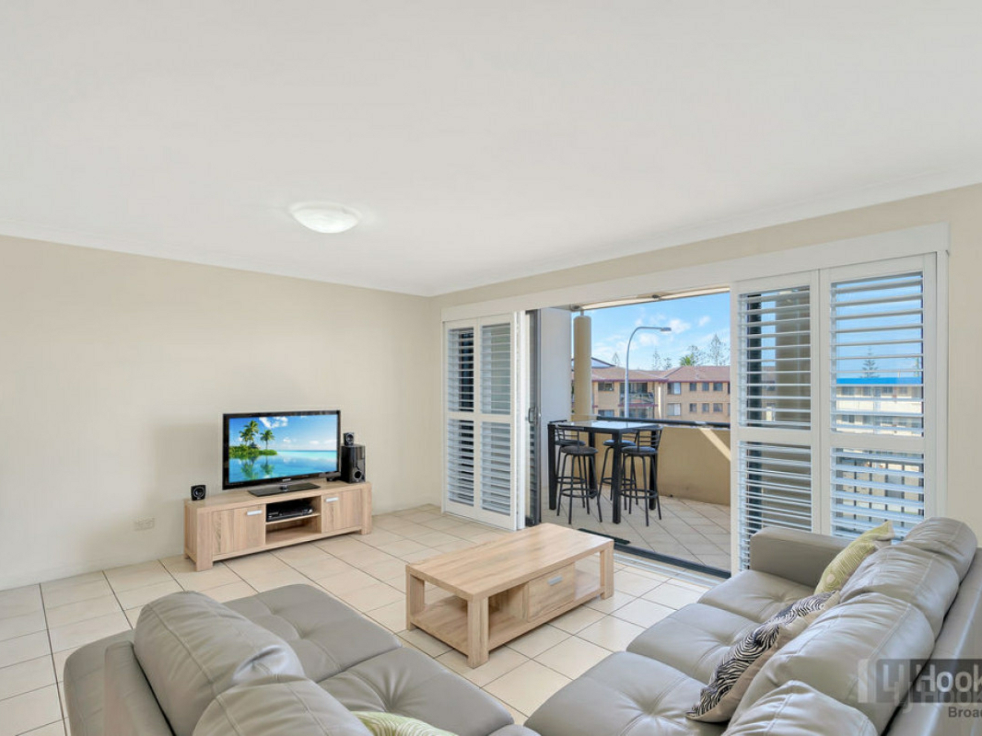 315/392 Marine Parade, LABRADOR
