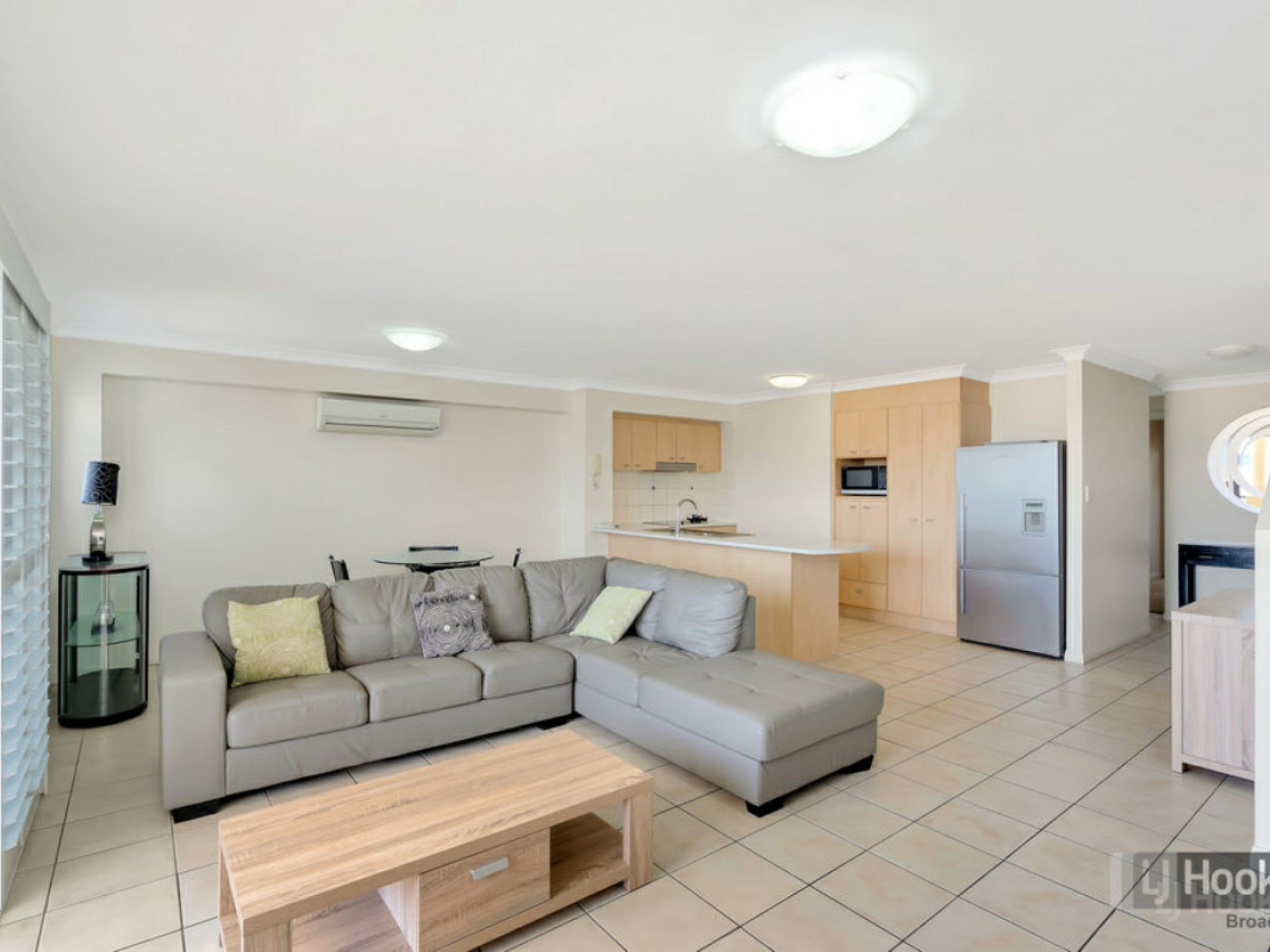 315/392 Marine Parade, LABRADOR