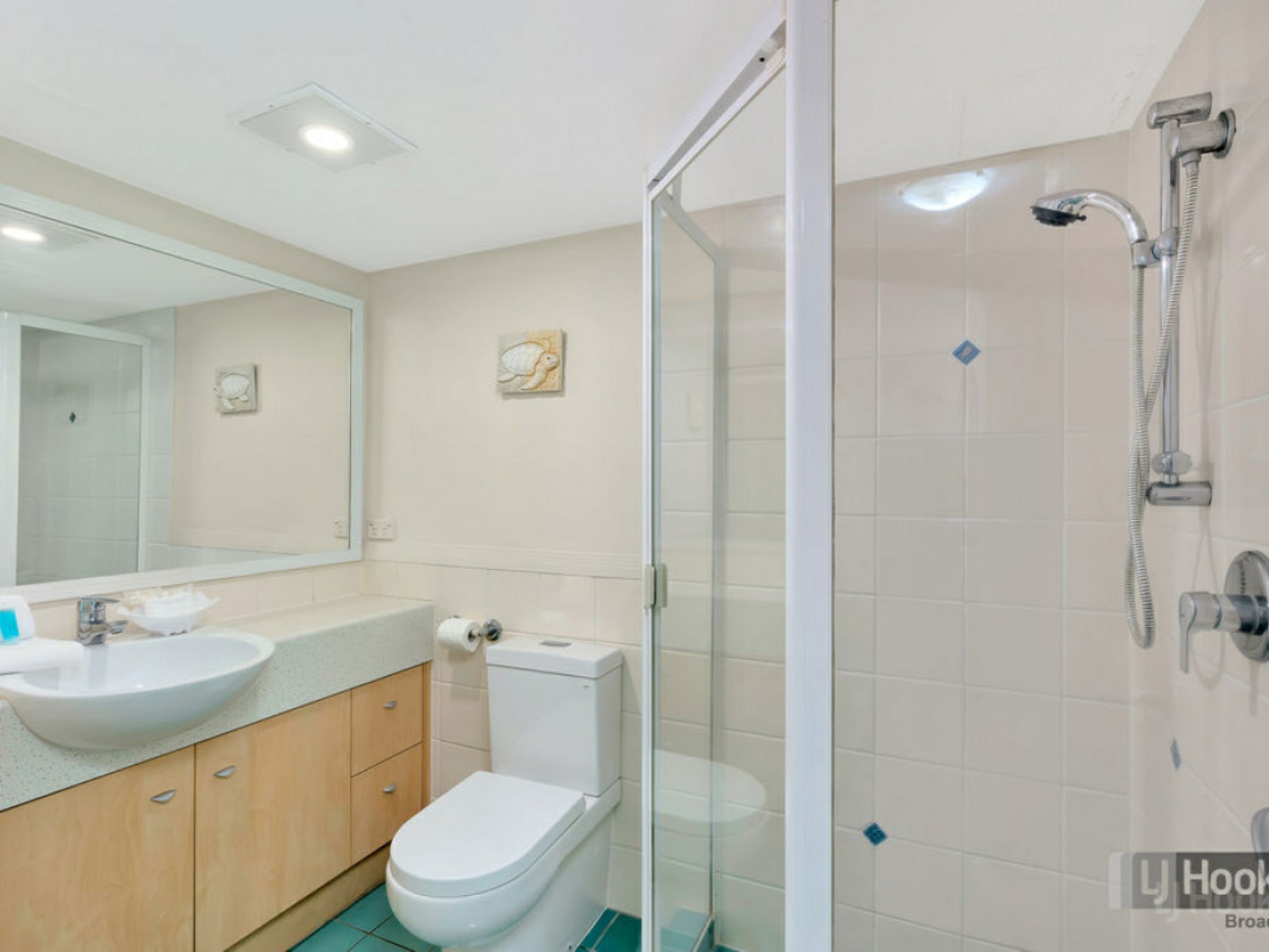 315/392 Marine Parade, LABRADOR