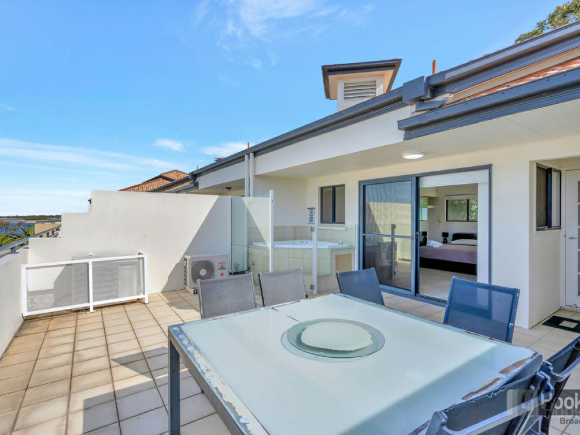 315/392 Marine Parade, LABRADOR