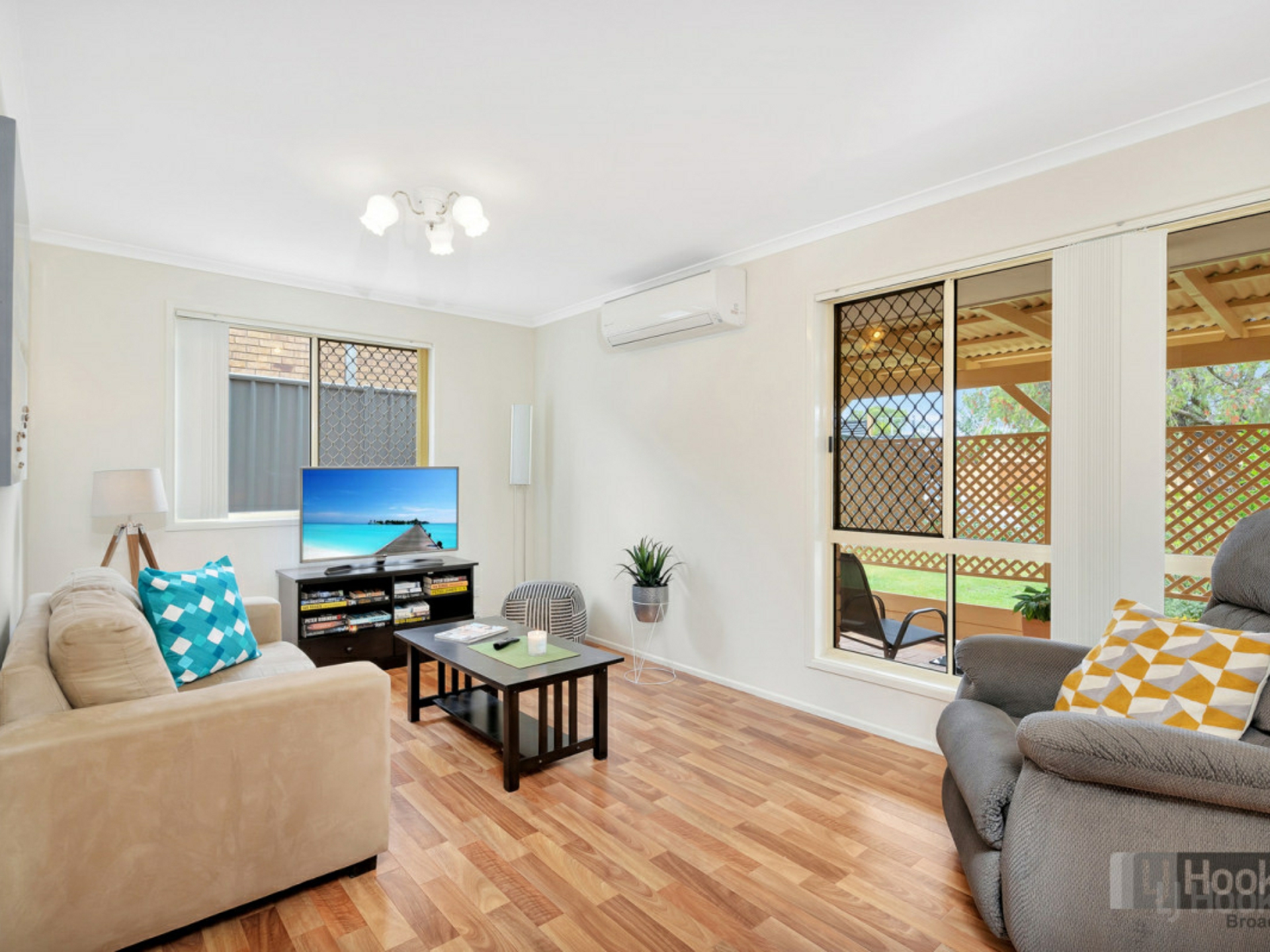 1/184 Whiting Street, LABRADOR