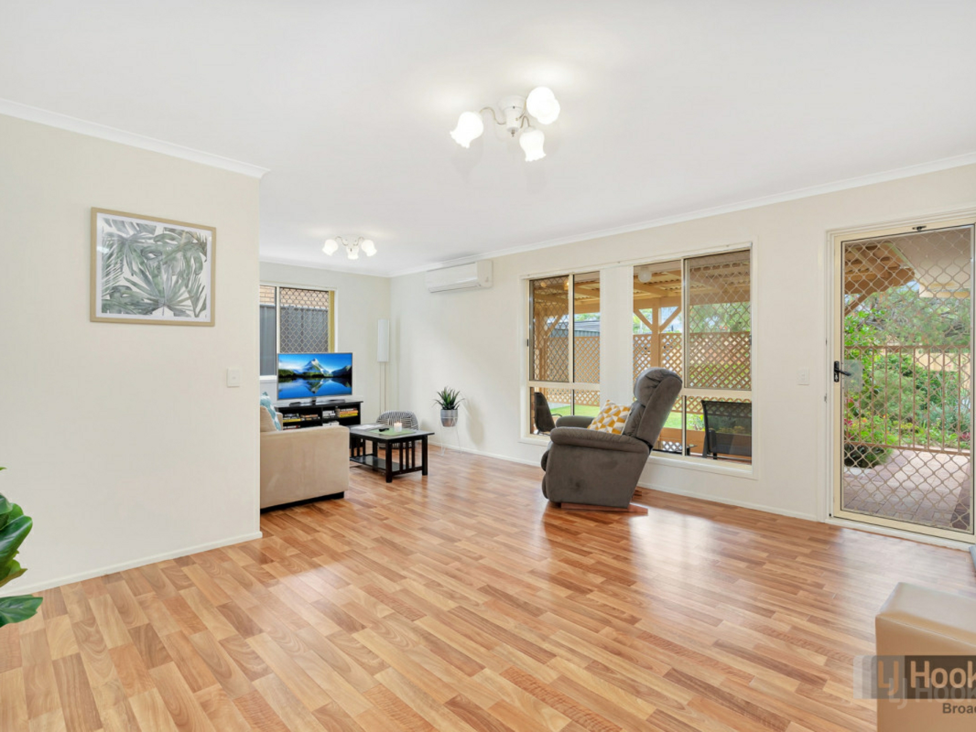 1/184 Whiting Street, LABRADOR
