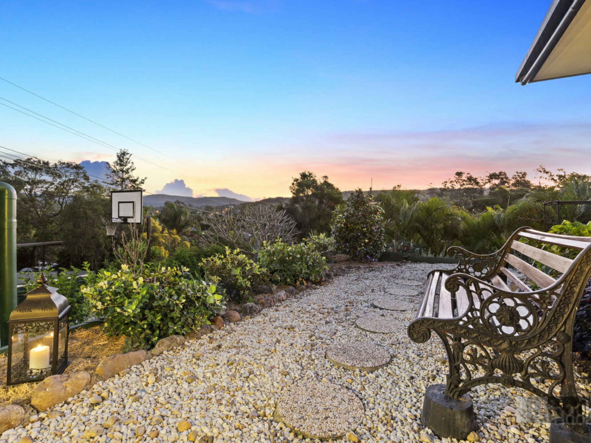 4 Equinox Court, MUDGEERABA