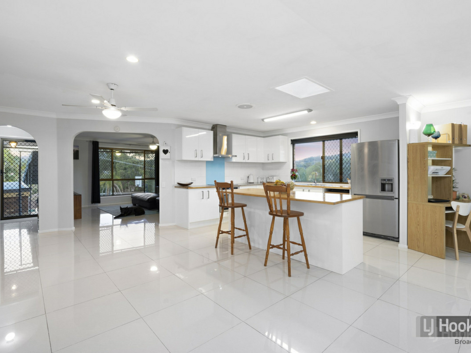 4 Equinox Court, MUDGEERABA