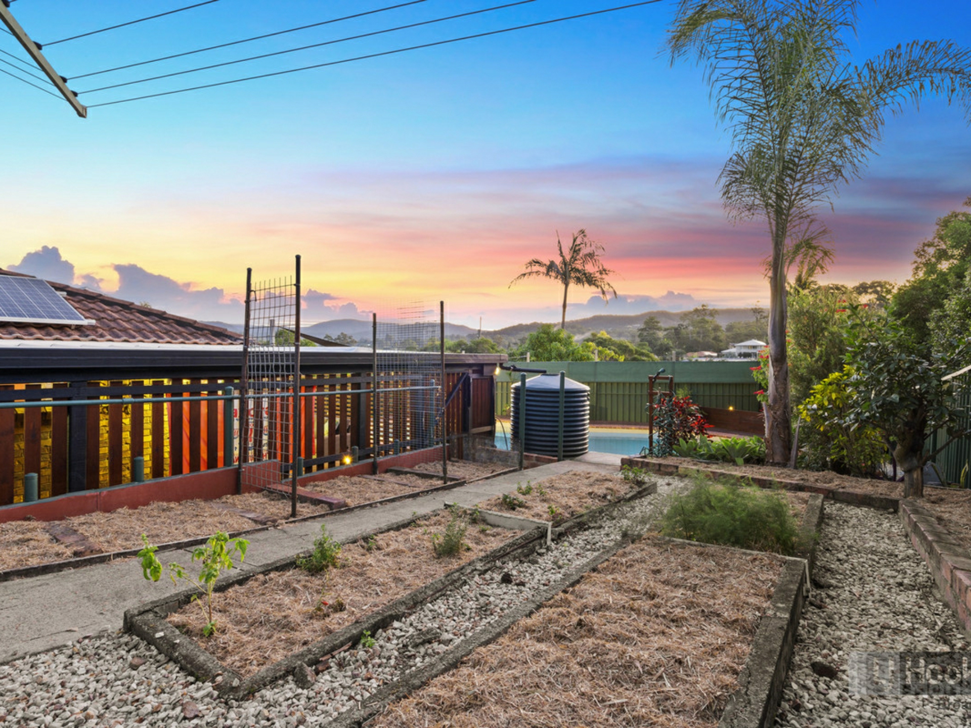 4 Equinox Court, MUDGEERABA